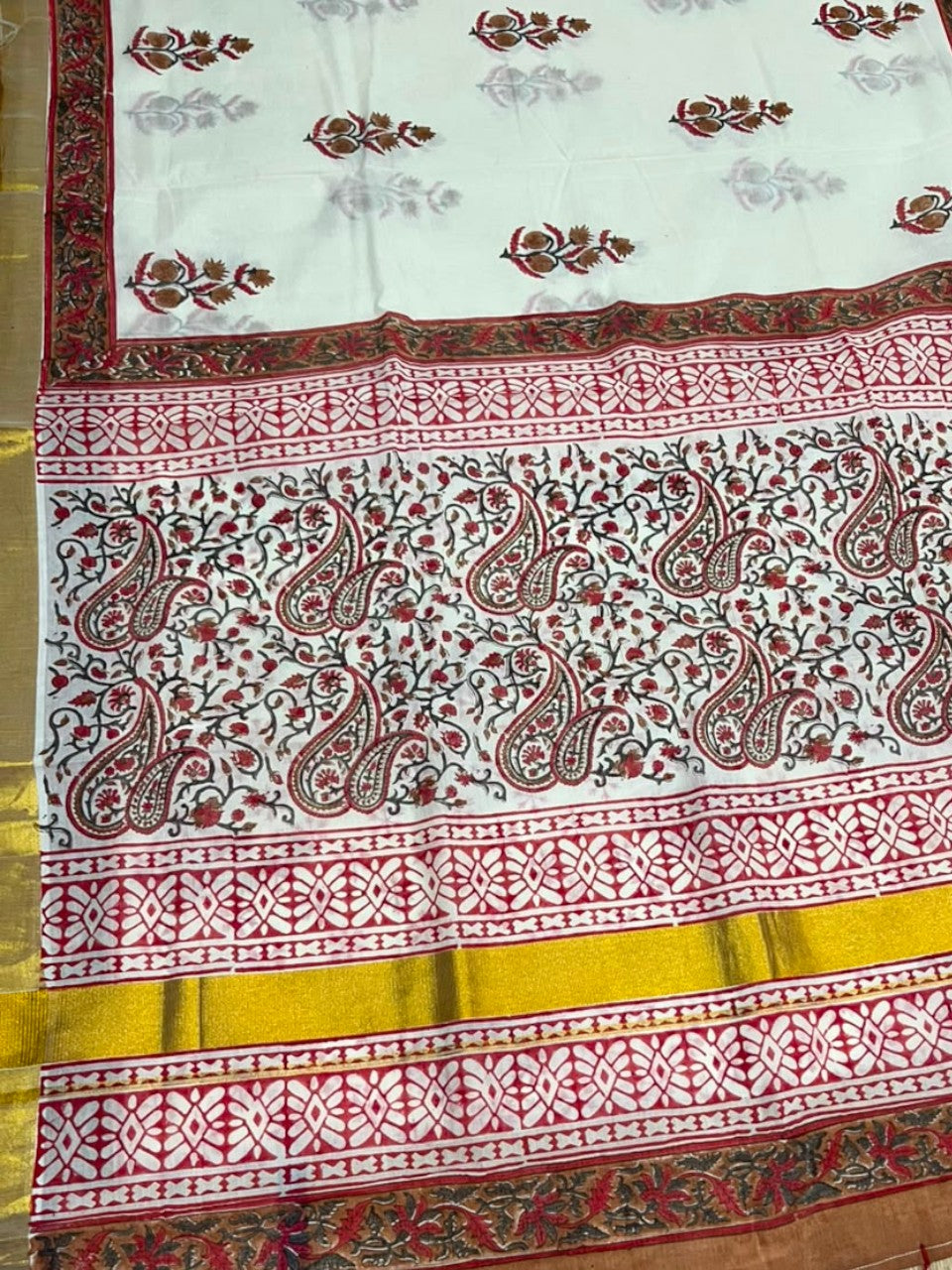 Southloom Cotton Kerala Kasavu Saree with Jaipur Block Printed on Body And Borders in Red SL561