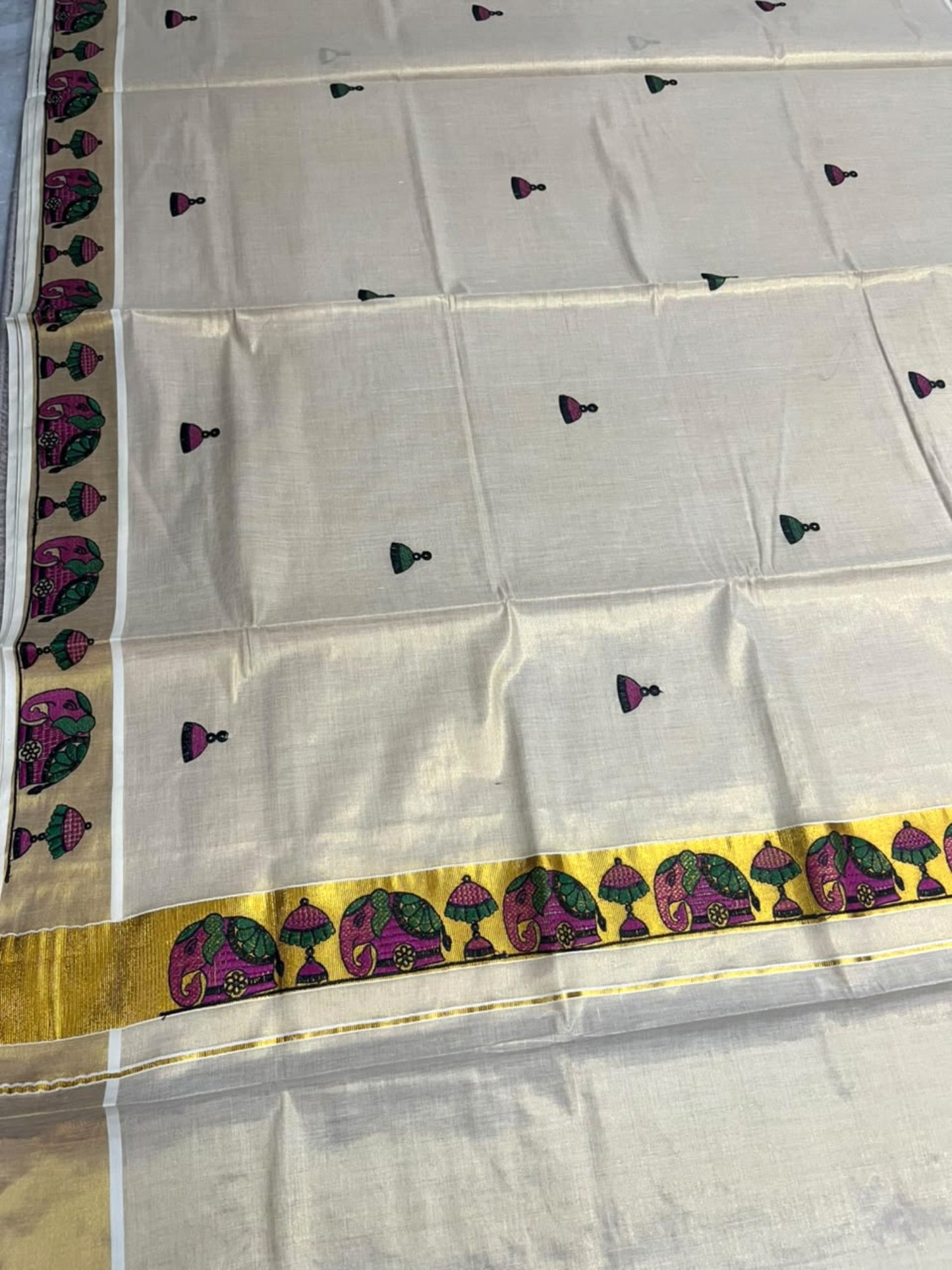 Southloom Tissue Kerala Kasavu Saree with Elephant Embroidery Design