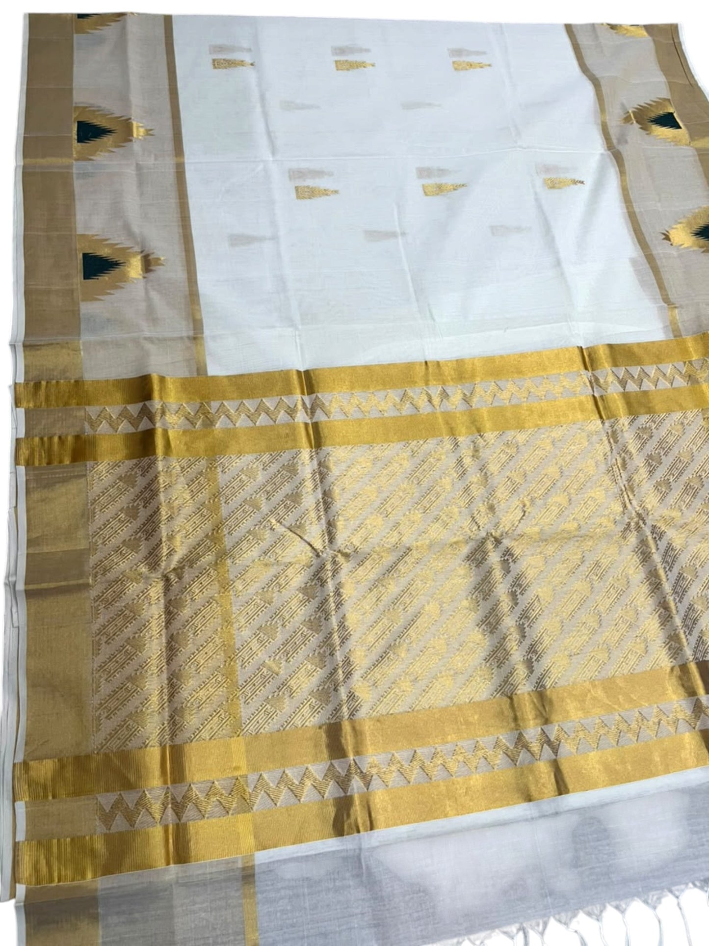 Southloom Super Premium Balaramapuram Handloom Cotton Saree With Golden Zari Works on Body and Temple Borders