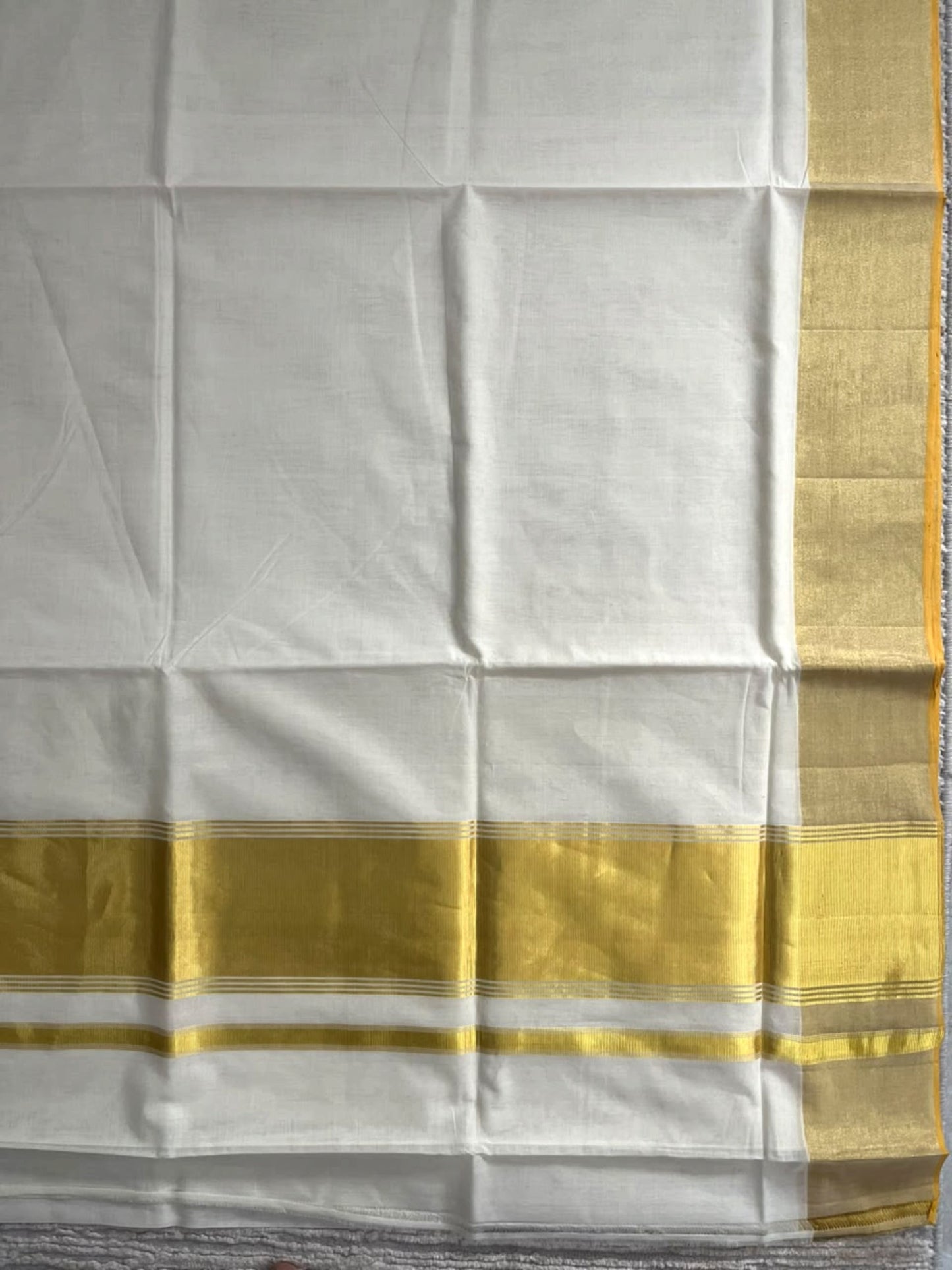 Southloom Super Premium Balaramapuram Handloom Cotton Saree with Gold Kasavu on Border