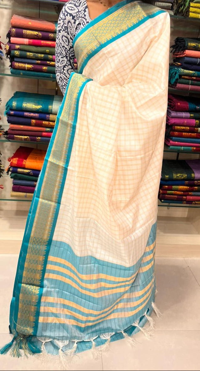 Cotton Silk Check Saree With Turquoise Border & Tassels SL223