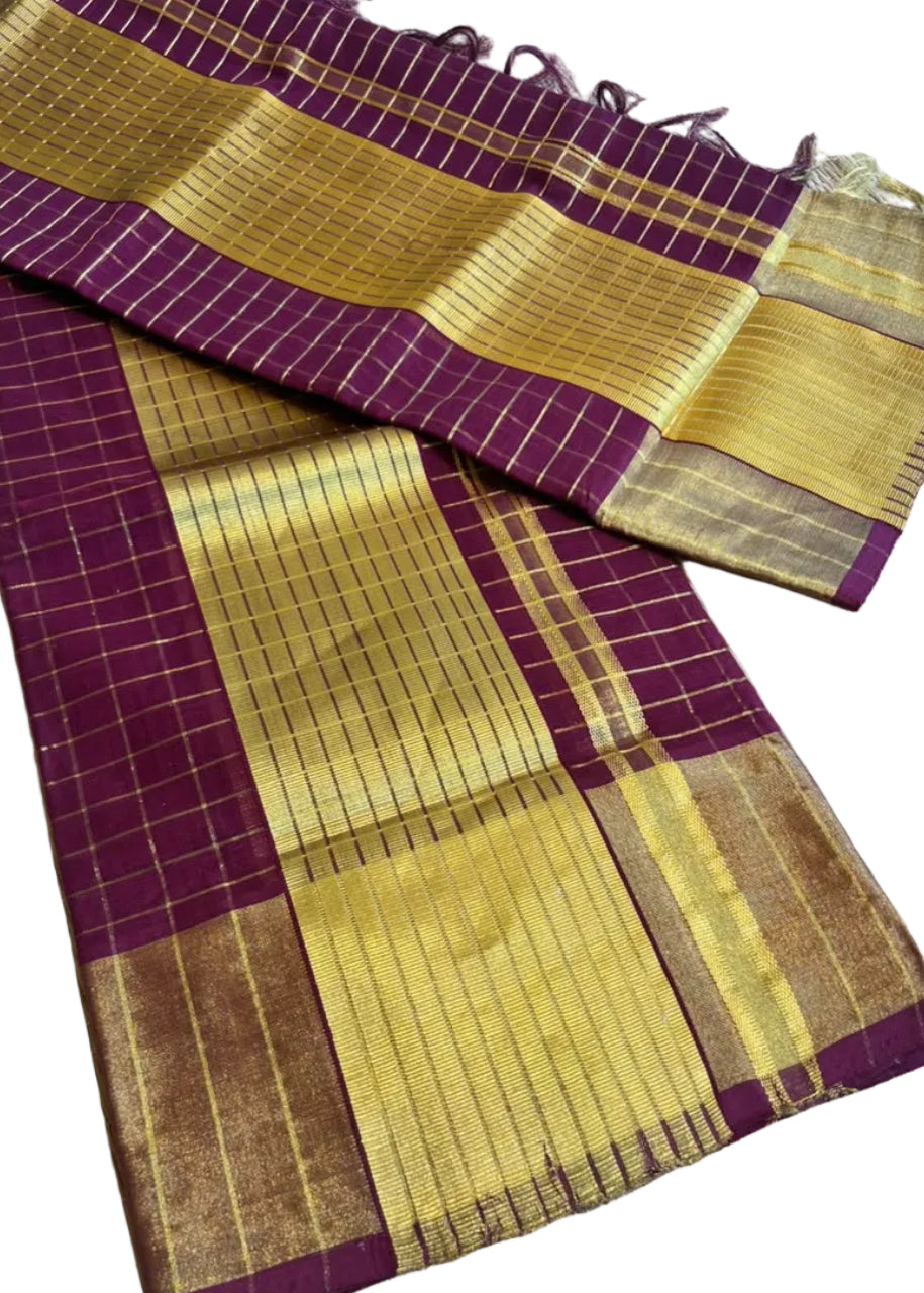 Kerala Cotton Handloom Maroon Set Mundu With Check Desgin On The Body 2.80 Mtrs (With Blouse Piece) SL630