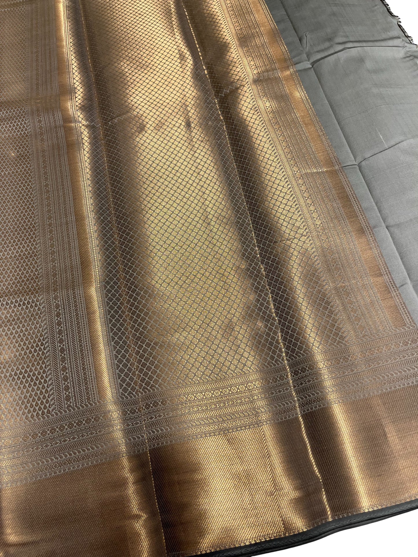 Southloom Premium Semi Silk Zari Work Brocade Saree in Bridal Gray with Matching Pallu
