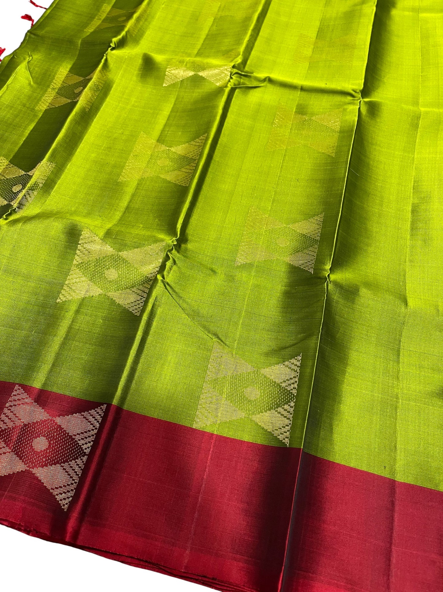 Southloom Pure Handloom Kanchipuram Silk Saree with Butta Work(Green & Maroon)