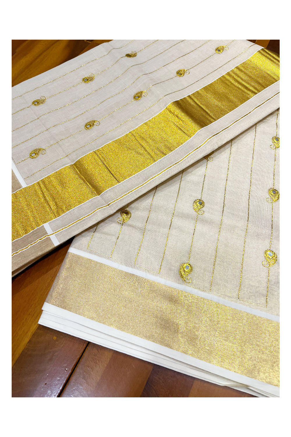 Kerala Tissue Kasavu Lines Saree with Paisley Embroidary Works On Body