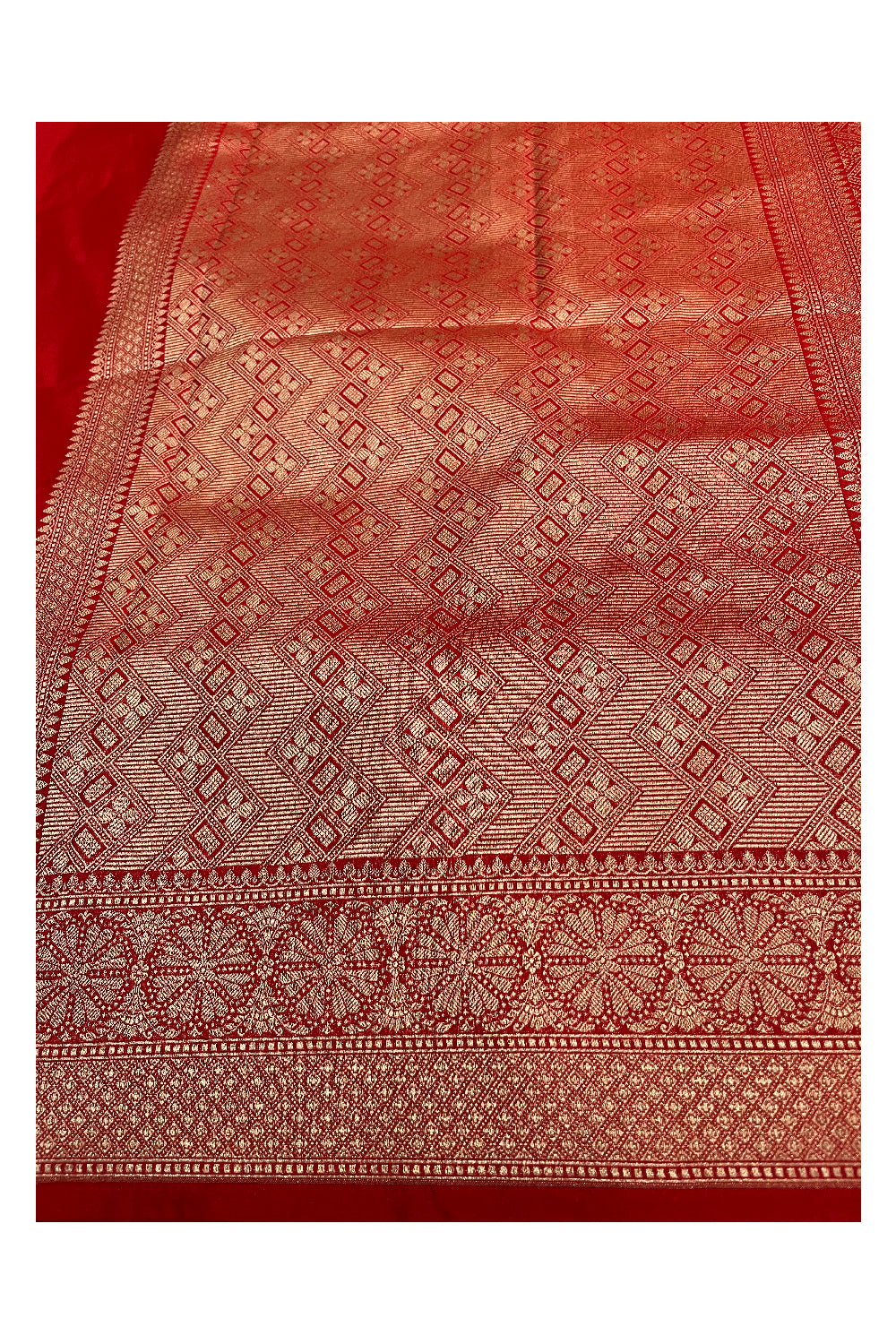 Southloom Banarasi Georgette Woven Work Saree in Magenta