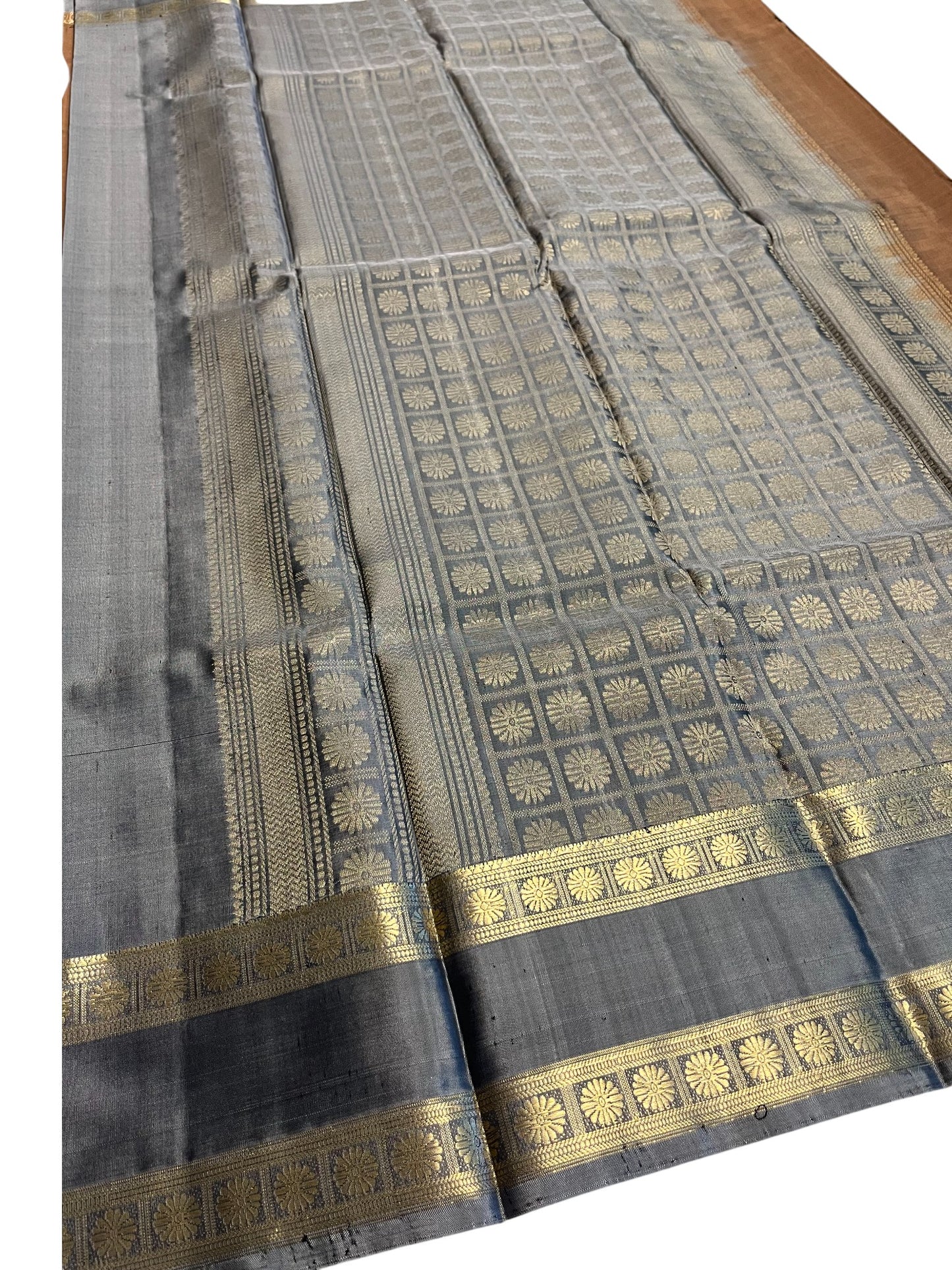 Southloom Pure Handloom Bridal Kanchipuram Silk Saree with Korvai Work(Brown & Gray)