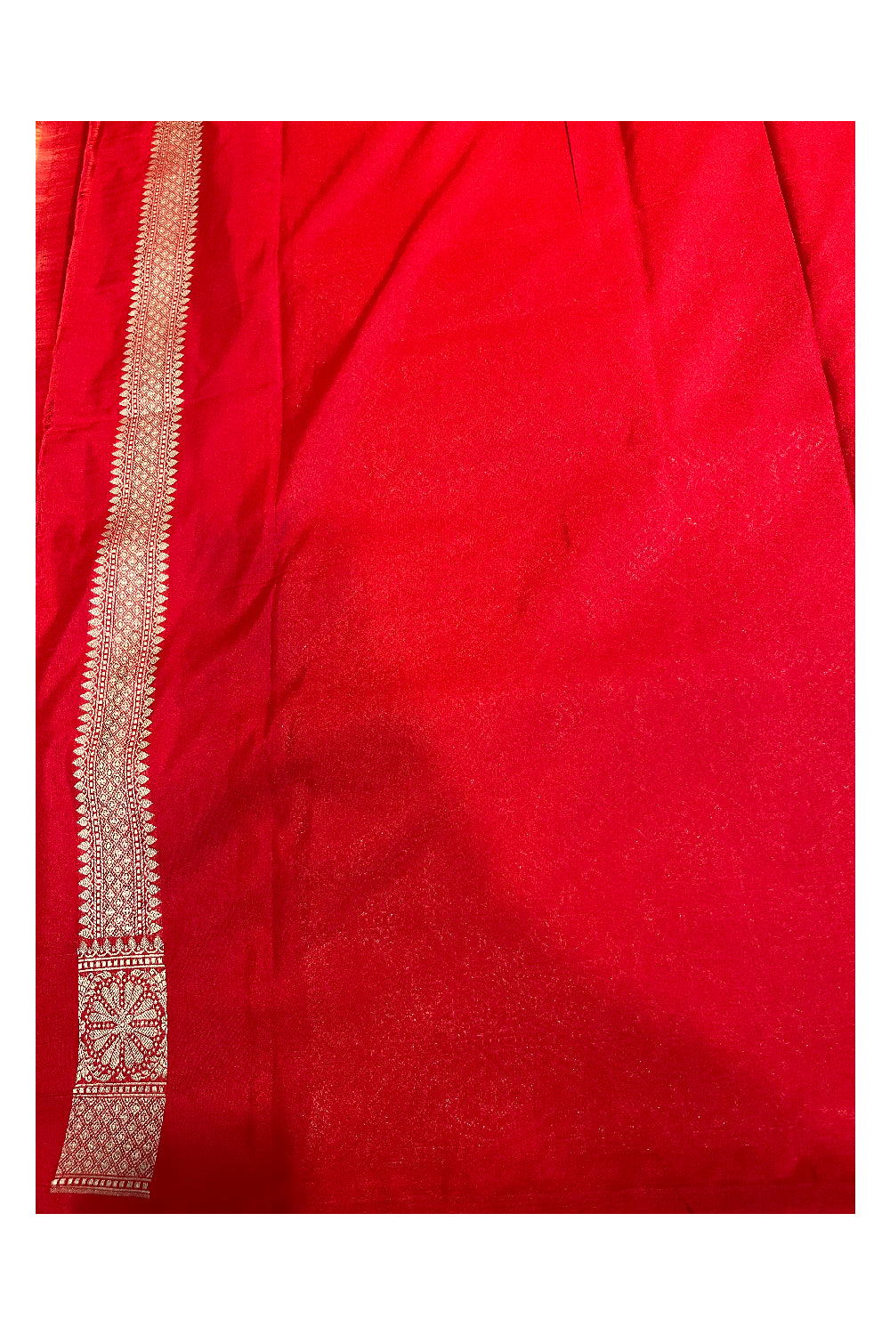 Southloom Banarasi Georgette Woven Work Saree in Magenta