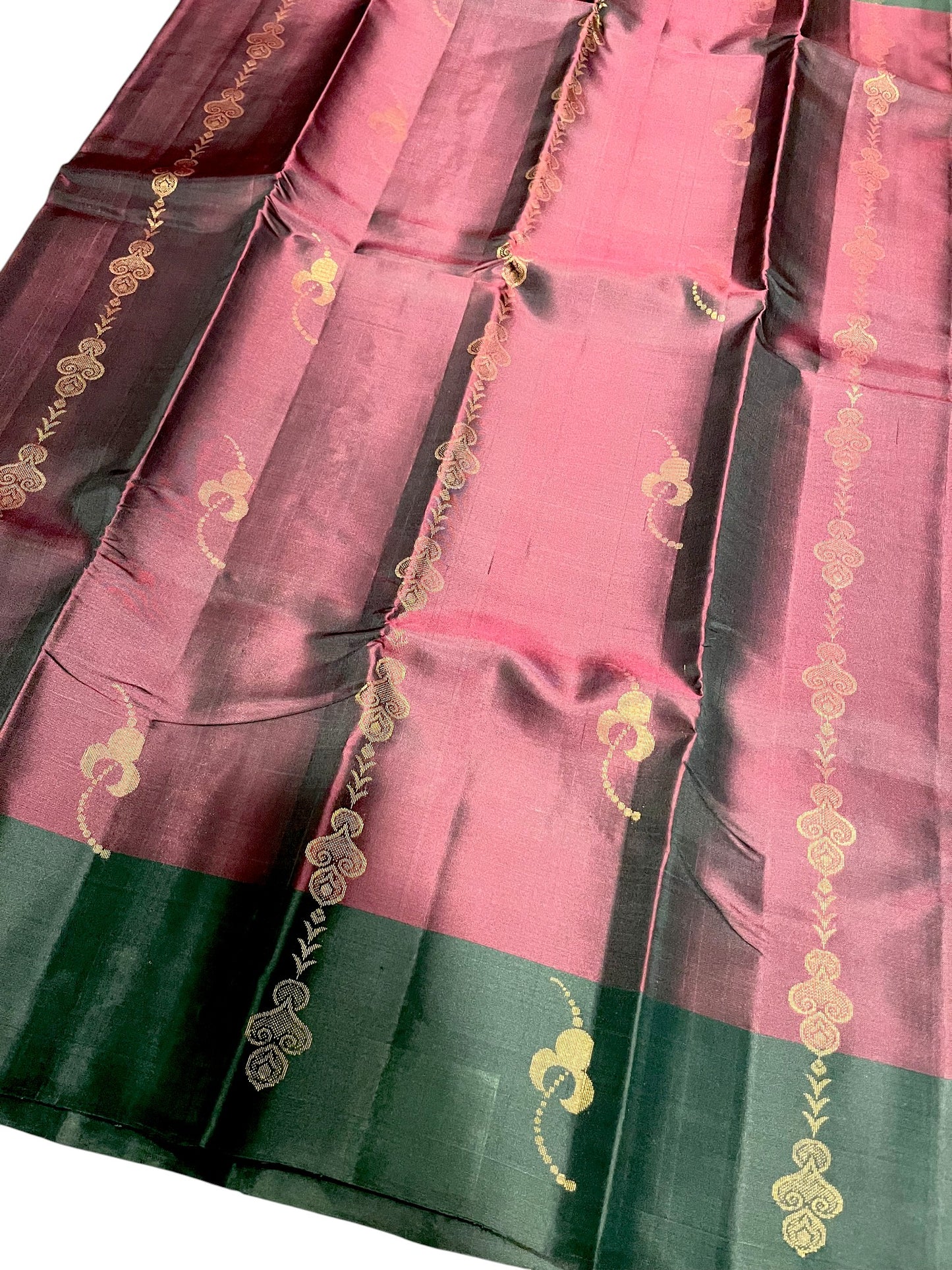 Southloom Pure Handloom Kanchipuram Silk Saree with Butta Work