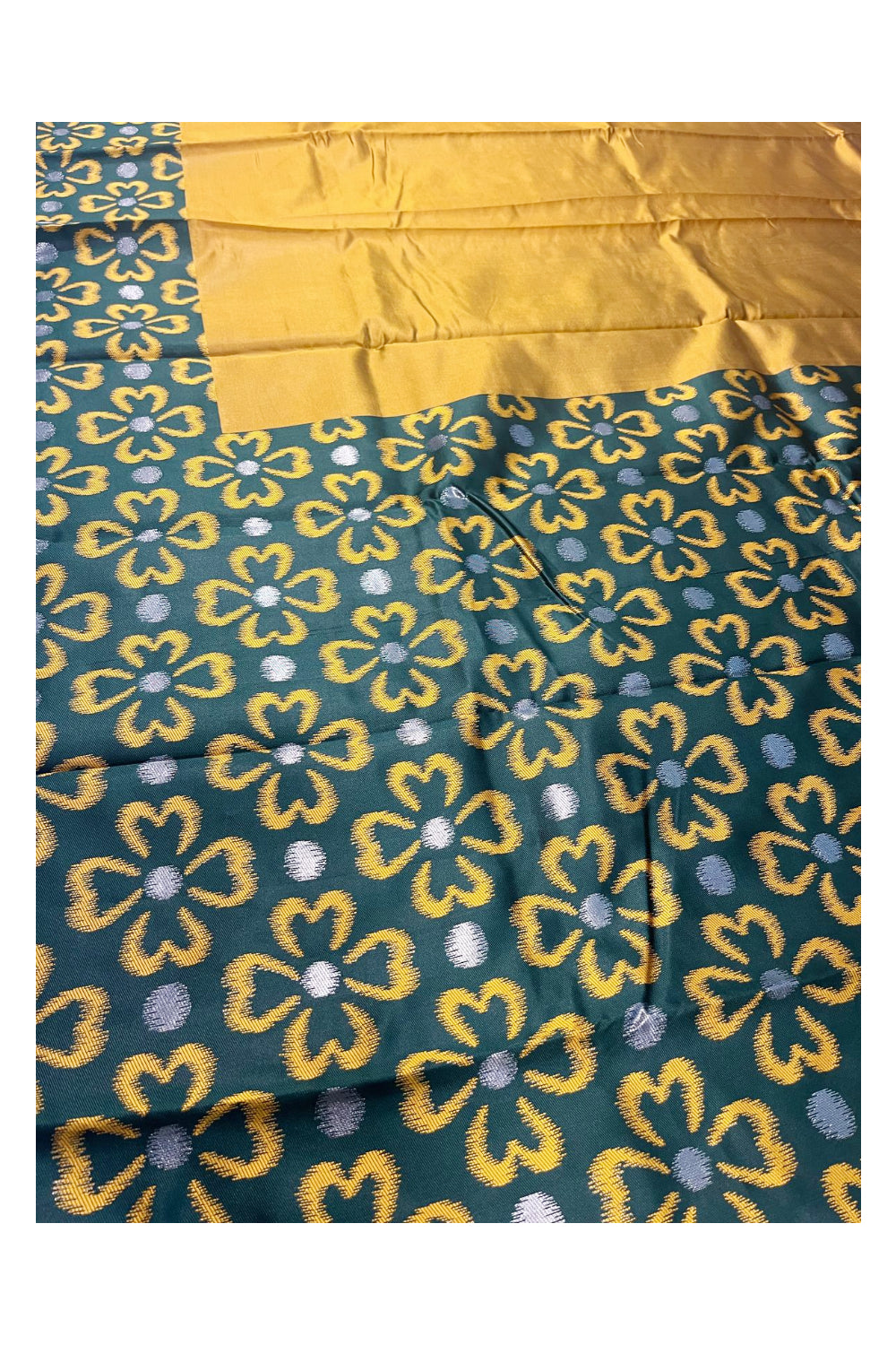 Southloom Kerala Designer Yellow Saree with Green Border