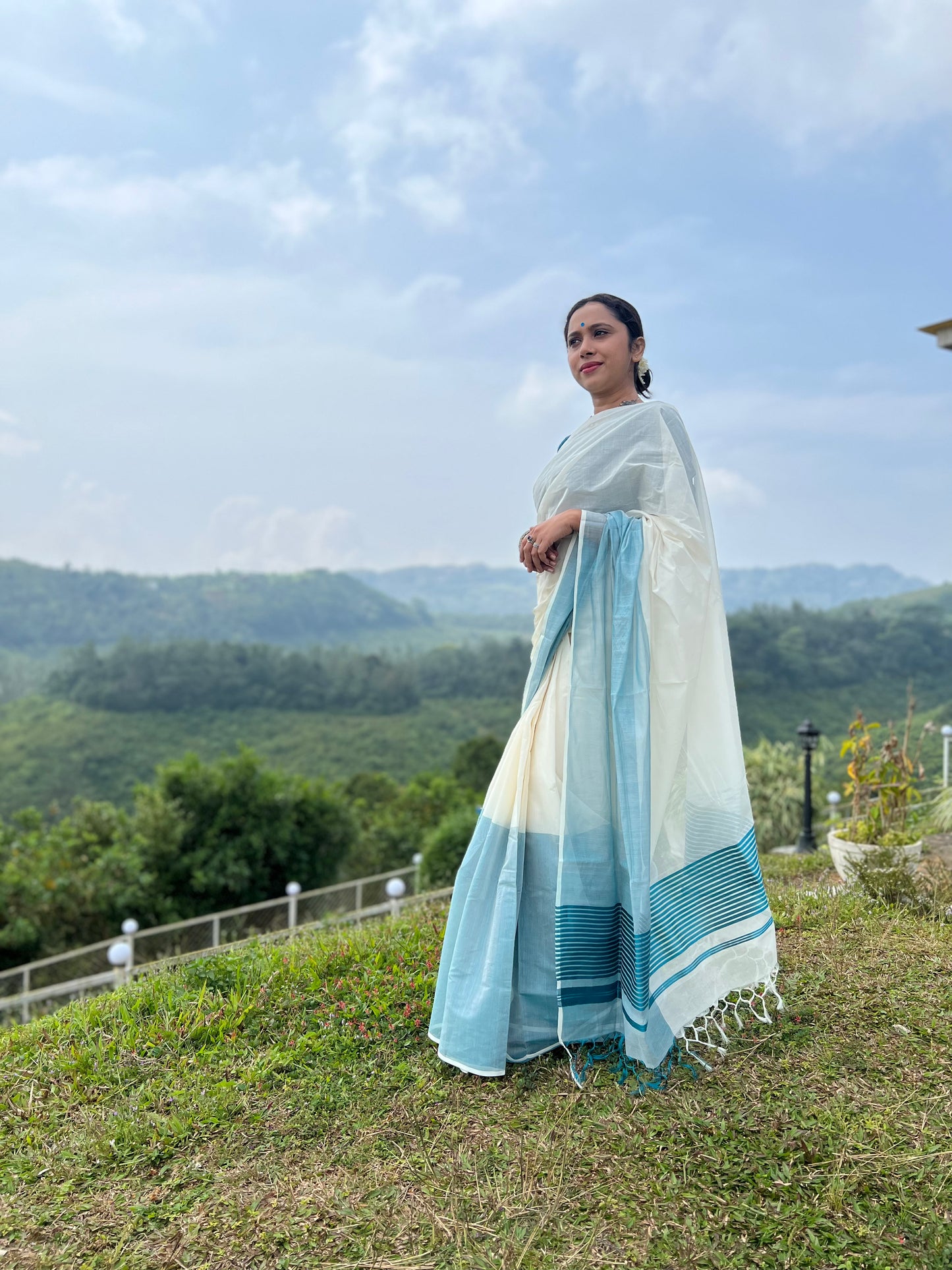 Southloom™ Premium Handloom Half & Half (Cotton / Tissue) Kerala Saree with Teal Blue Kasavu Pallu