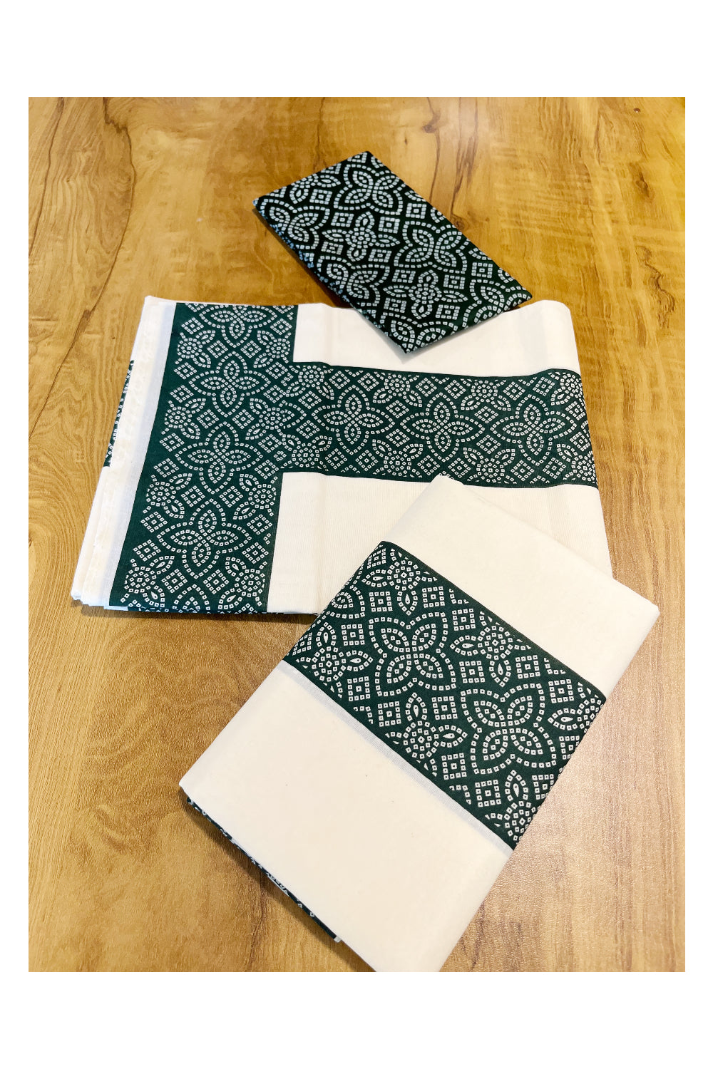 Kerala Cotton Single Set Mundu (Mundum Neriyathum) with Green Block printed Border And Matching Blouse Piece (2.80 Mtrs)