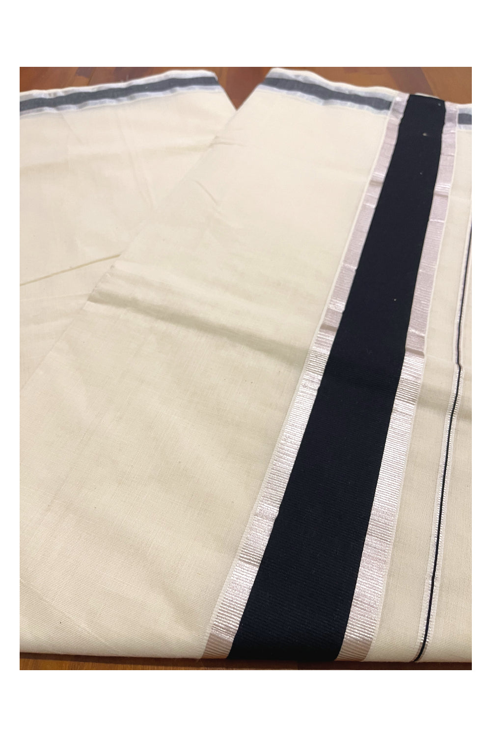 Pure Cotton Kerala Saree with Black and Silver Kasavu Border