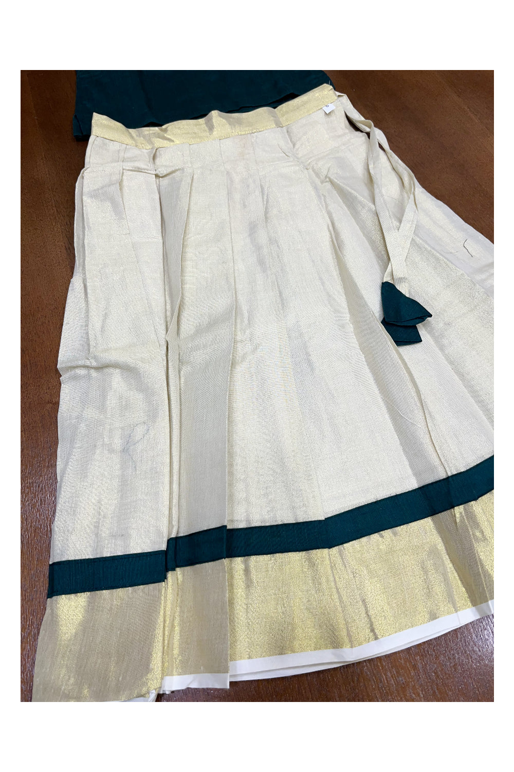 Southloom Kerala Green Pattupavada and Blouse With Flower Design (Age 1- 5)