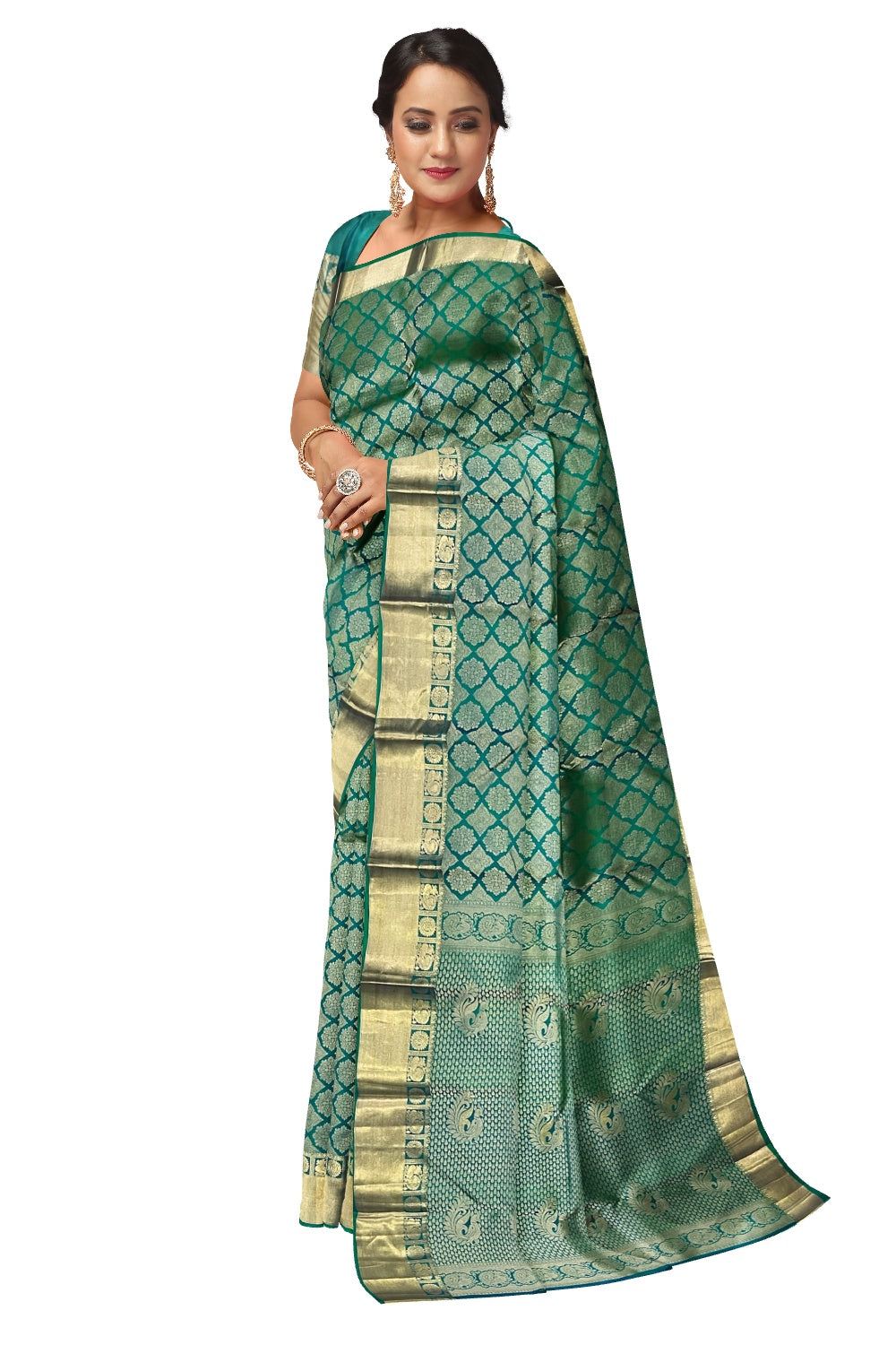 Southloom Double Warp Handloom Pure Silk Kanchipuram Green Manthrakodi Saree with Kasavu Woven Works
