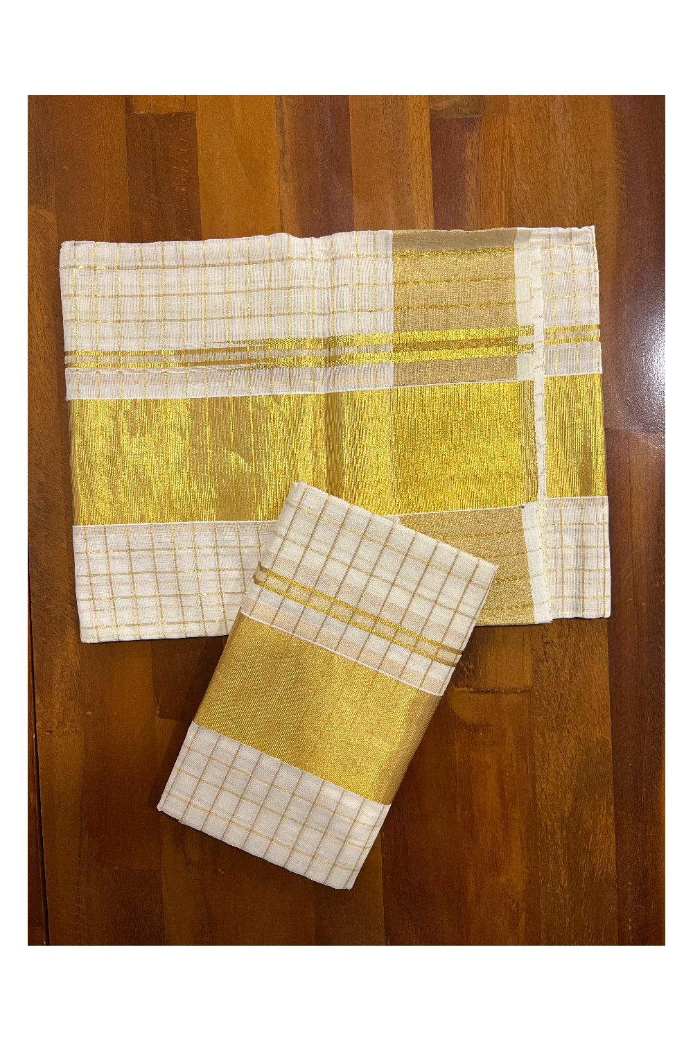 Southloom Handloom Premium Set Mundu with Woven Kasavu Small Checks on Body