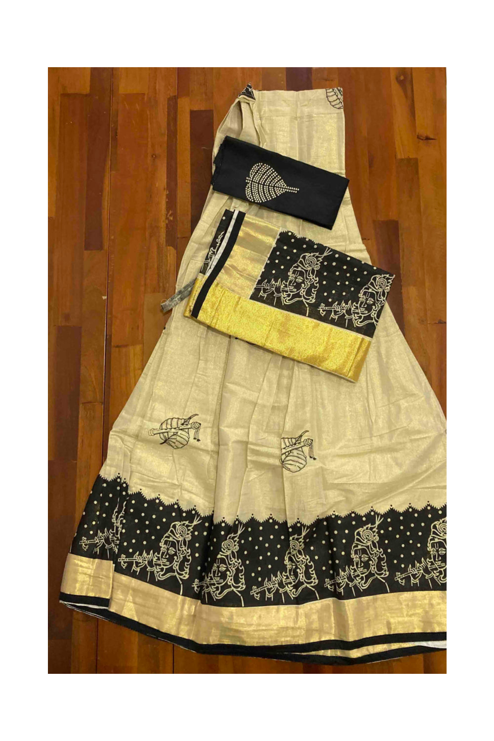 Kerala Tissue Stitched Dhavani Set with Blouse Piece and Neriyathu ...