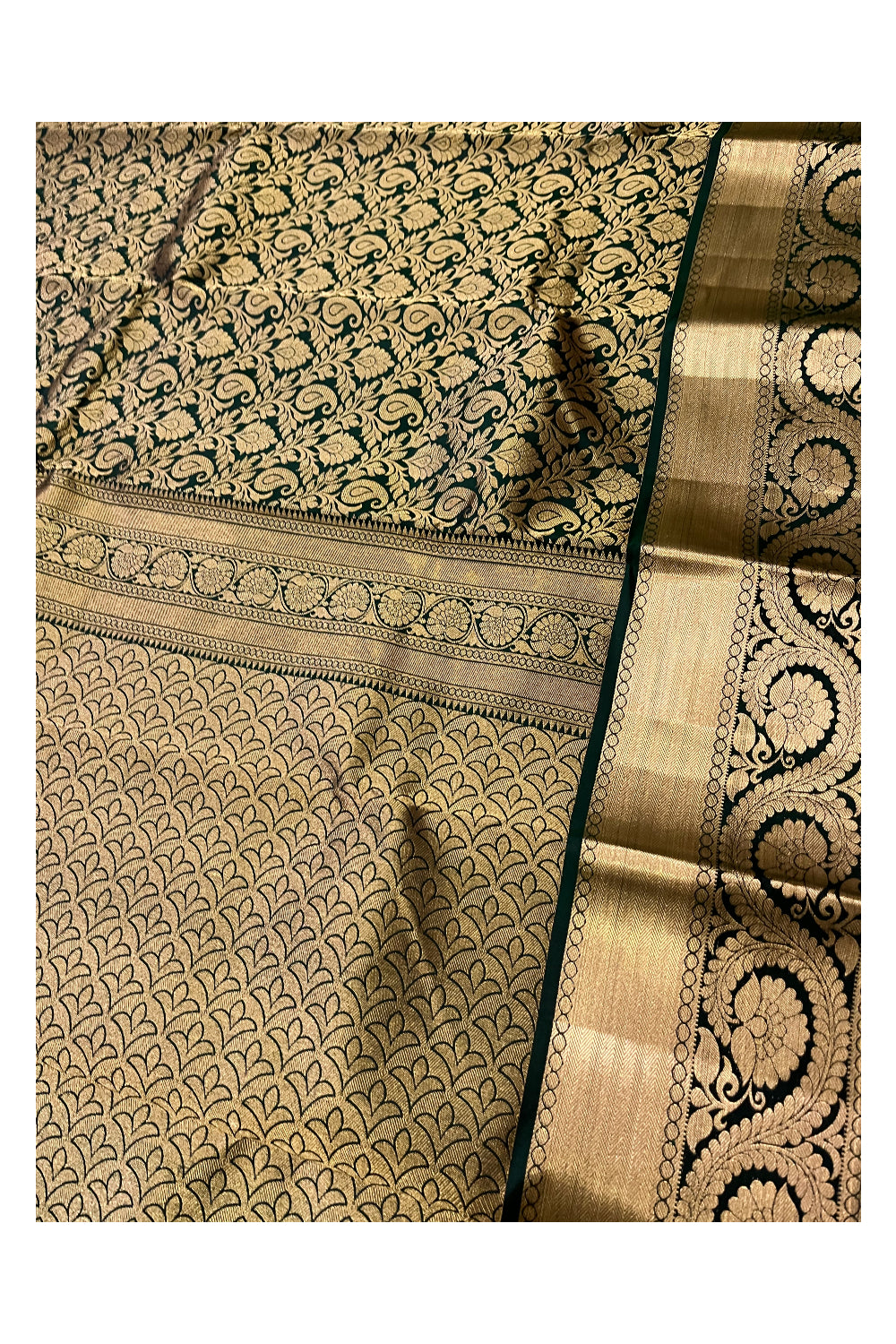 Southloom Double Warp Handloom Pure Silk Kanchipuram Dark Green Manthrakodi Saree with Kasavu Woven Works