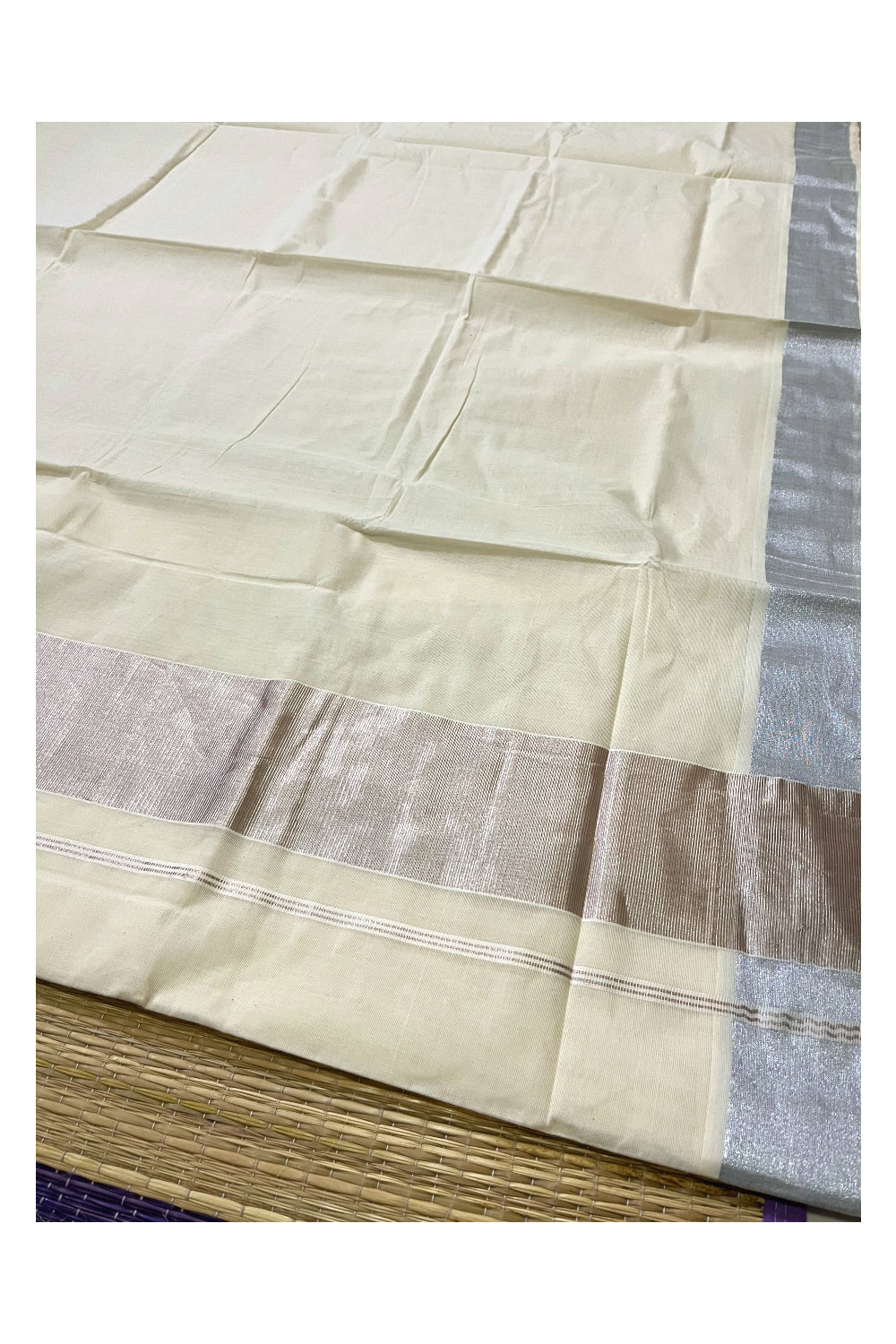 Kerala Plain Cotton Silver Kasavu 4 Inch Saree