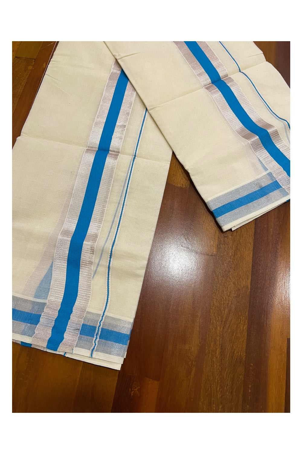 Kerala Cotton Mundum Neriyathum Single (Set Mundu) with Light Blue and Silver Kasavu Border 2.80 Mtrs