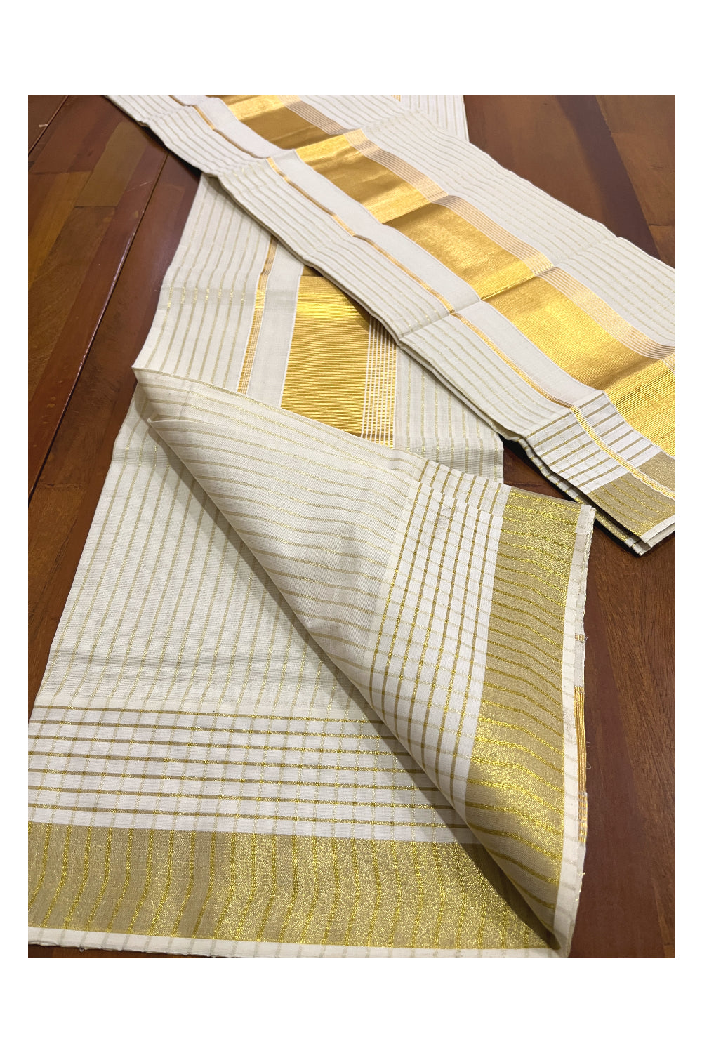 Kerala Cotton Set Mundu (Mundum Neriyathum) with Kasavu Lines on Body 2.80 Mtrs