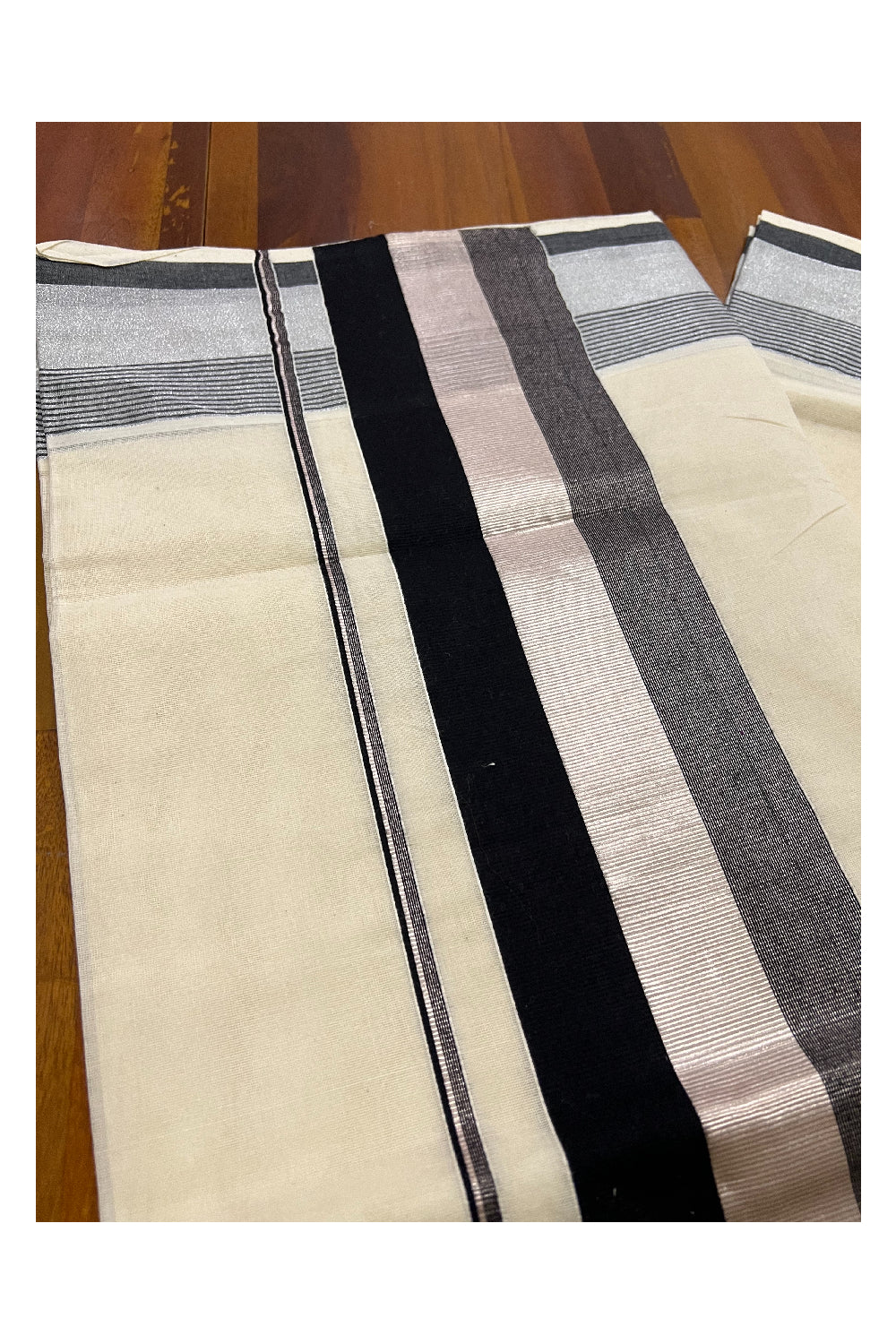 Kerala Pure Cotton Plain Saree with Silver Kasavu and Black Border