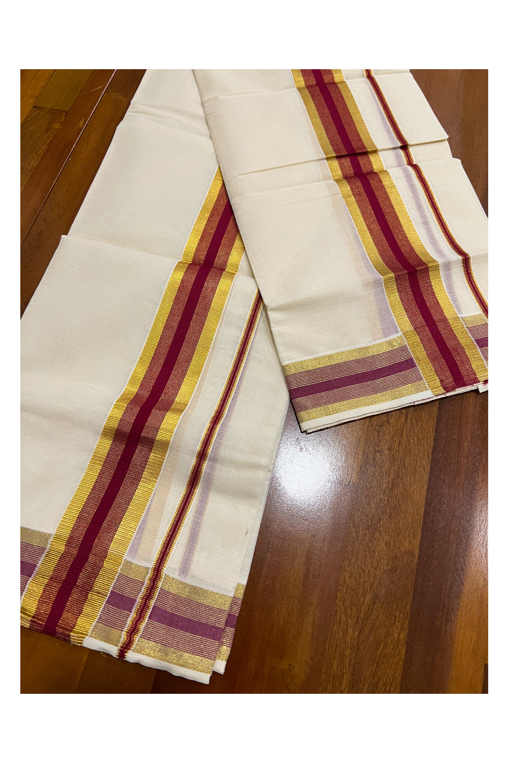 Kerala Cotton Mundum Neriyathum Single (Set Mundu) with Maroon and Kasavu Border 2.80 Mtrs