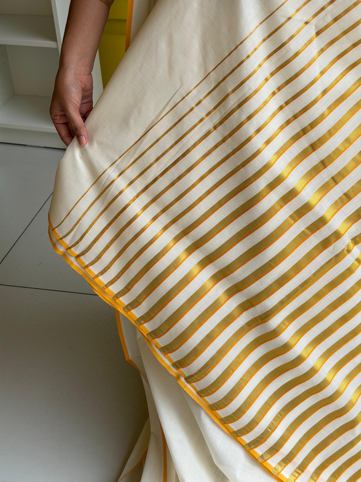 Kerala Cotton Yellow Puliyilakara Saree SL151