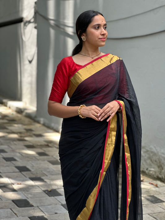 Southloom Zari Lines Mul Cotton 120 x 120 Soft Fabric Onam Saree