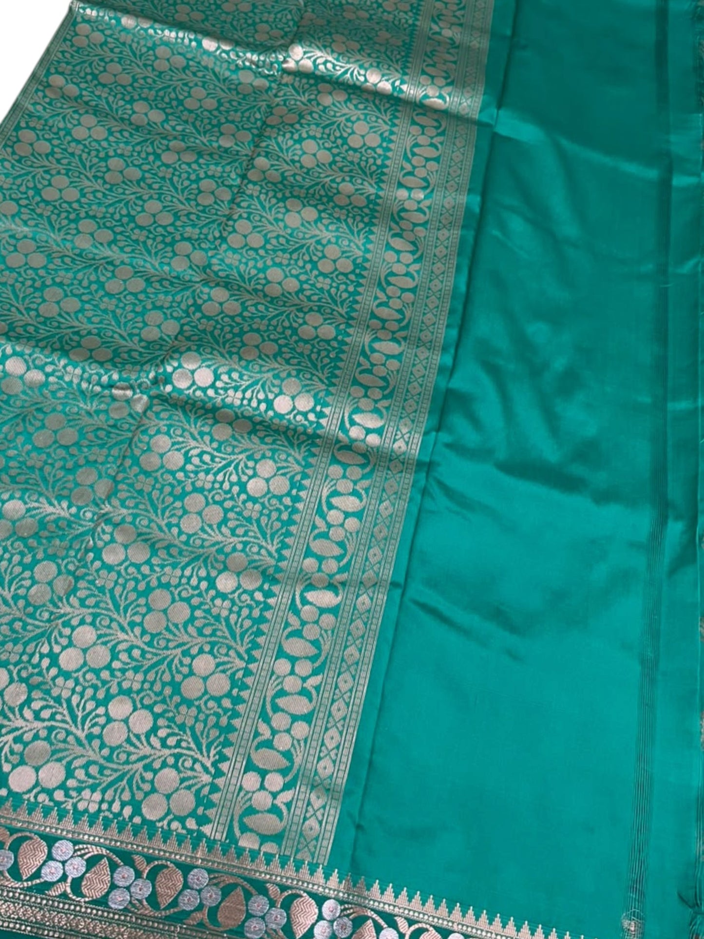 Southloom Satin Banarasi Silk Saree with Woven Work on Body and Borders In Green