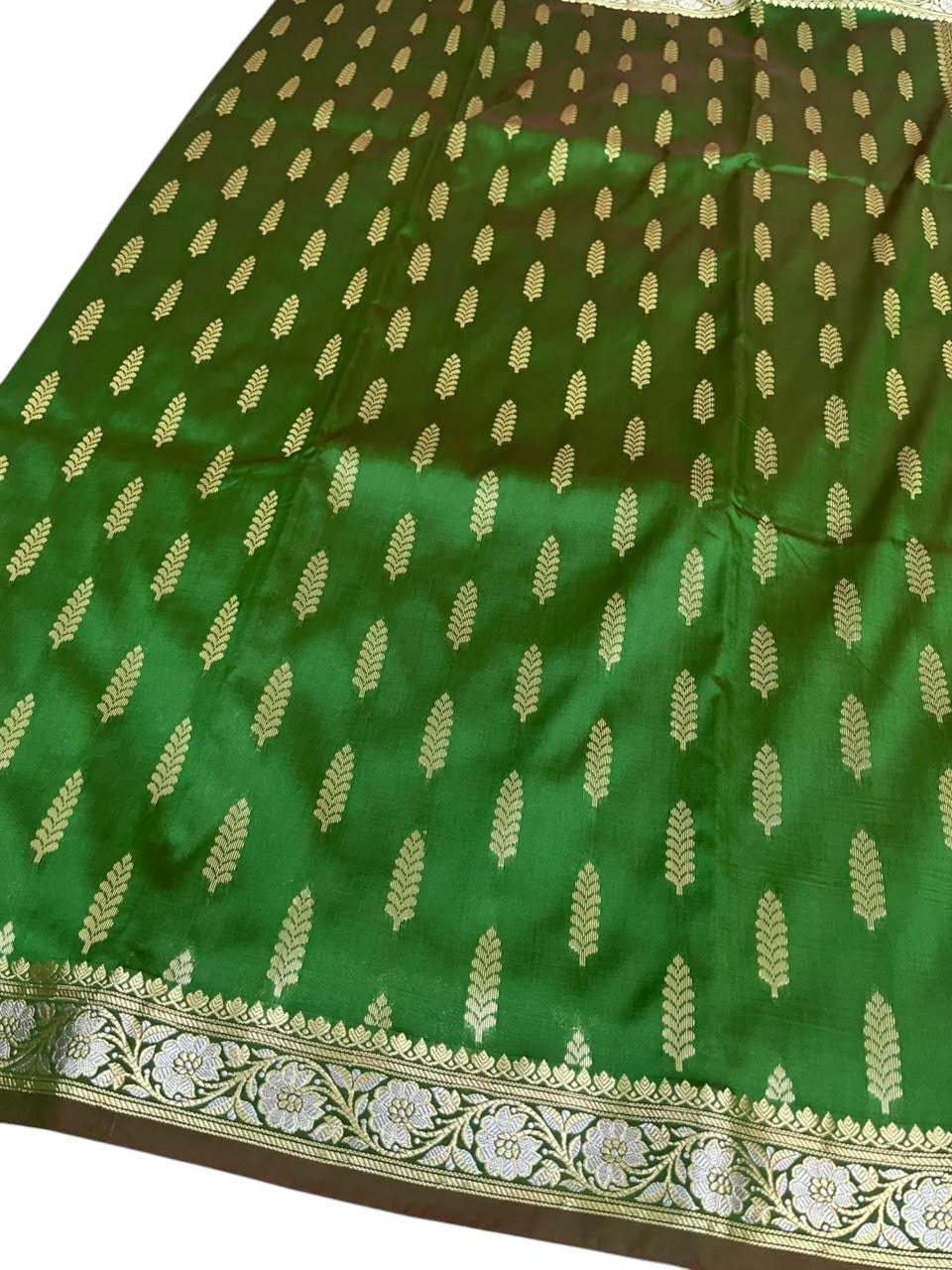 Southloom Satin Banarasi Silk Saree with Woven Work on Body and Borders In Green