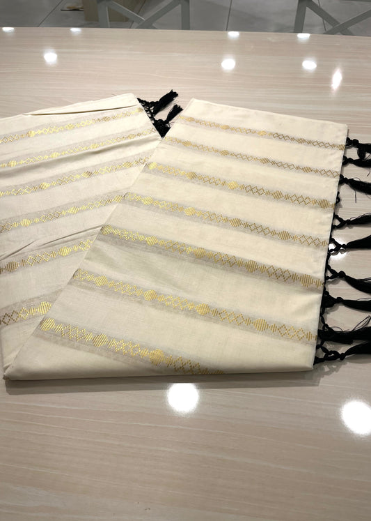 Cotton Saree With Black Tassels SL032