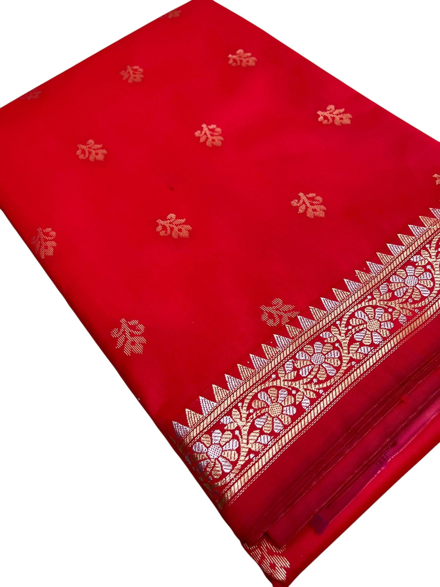 Southloom Satin Banarasi Silk Saree with Woven Work on Body and Borders In Magenta