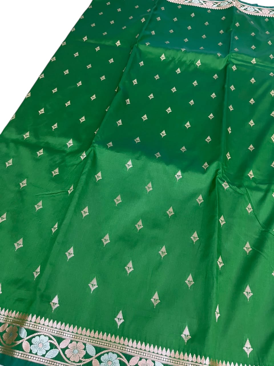 Southloom Satin Banarasi Silk Saree with Woven Work on Body and Borders In Green