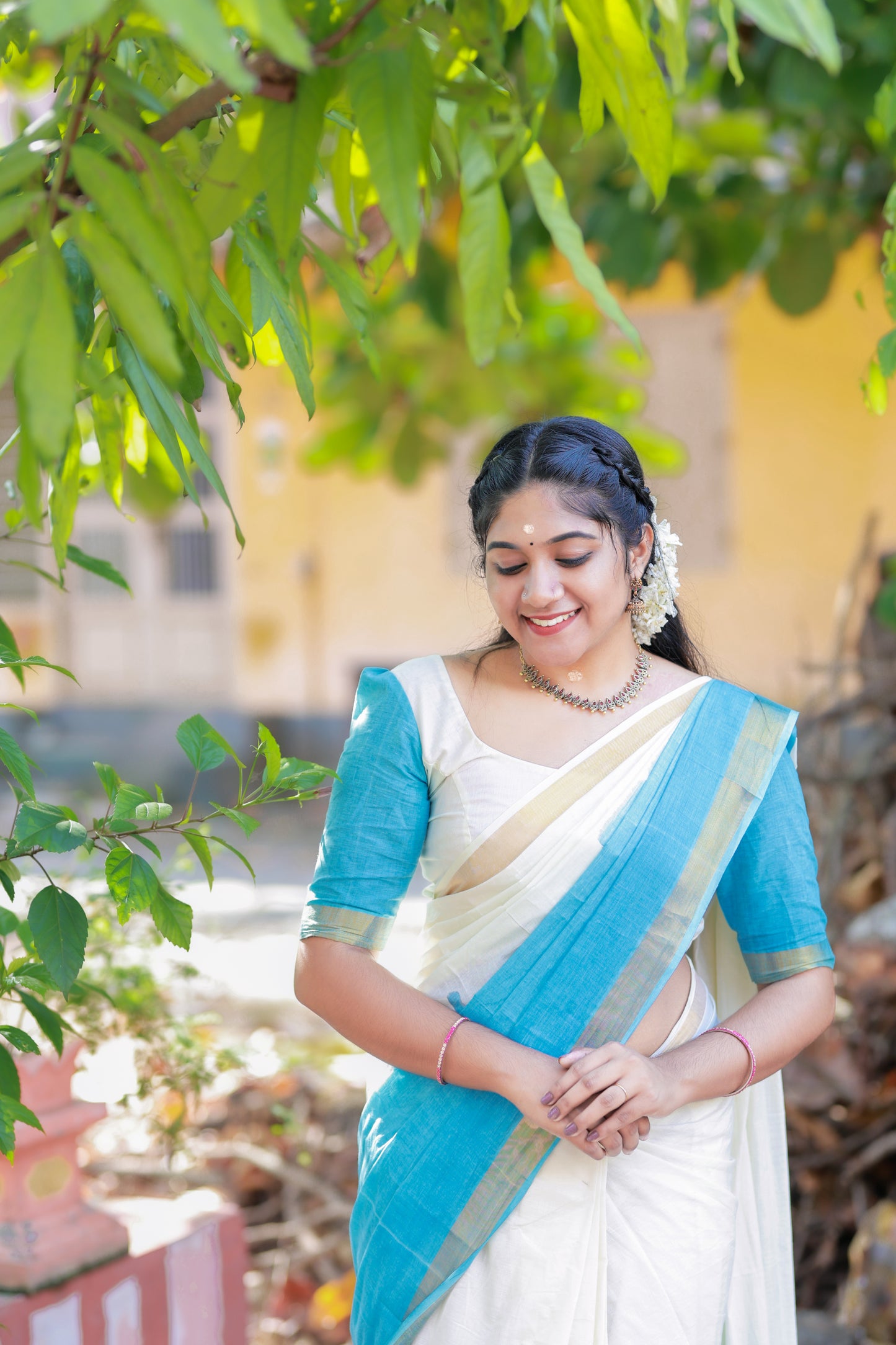 Southloom Tie and Dye Multi Colour Blue Kasavu Saree