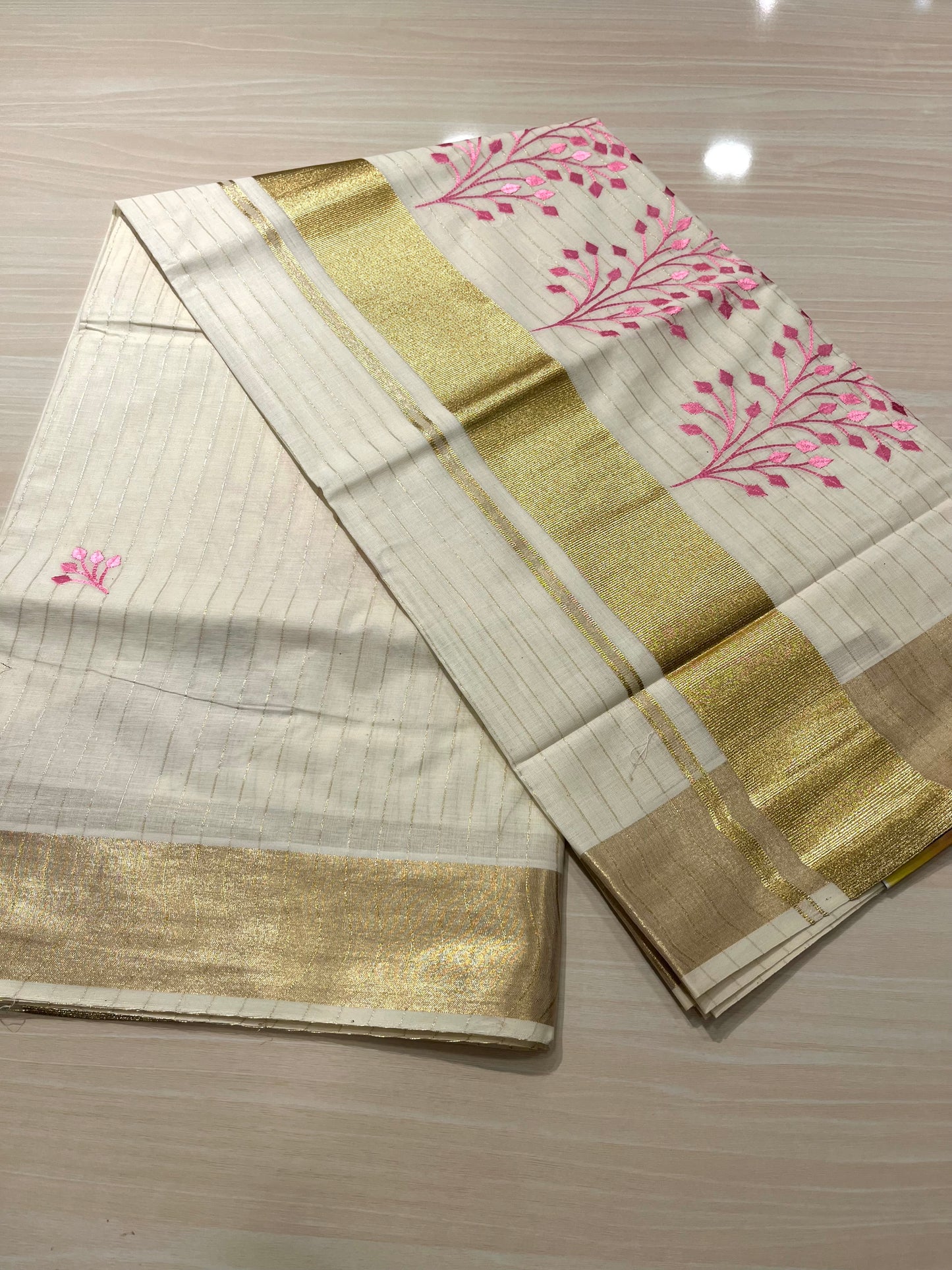 Cotton Lines Saree With Pink Embroidery SL135