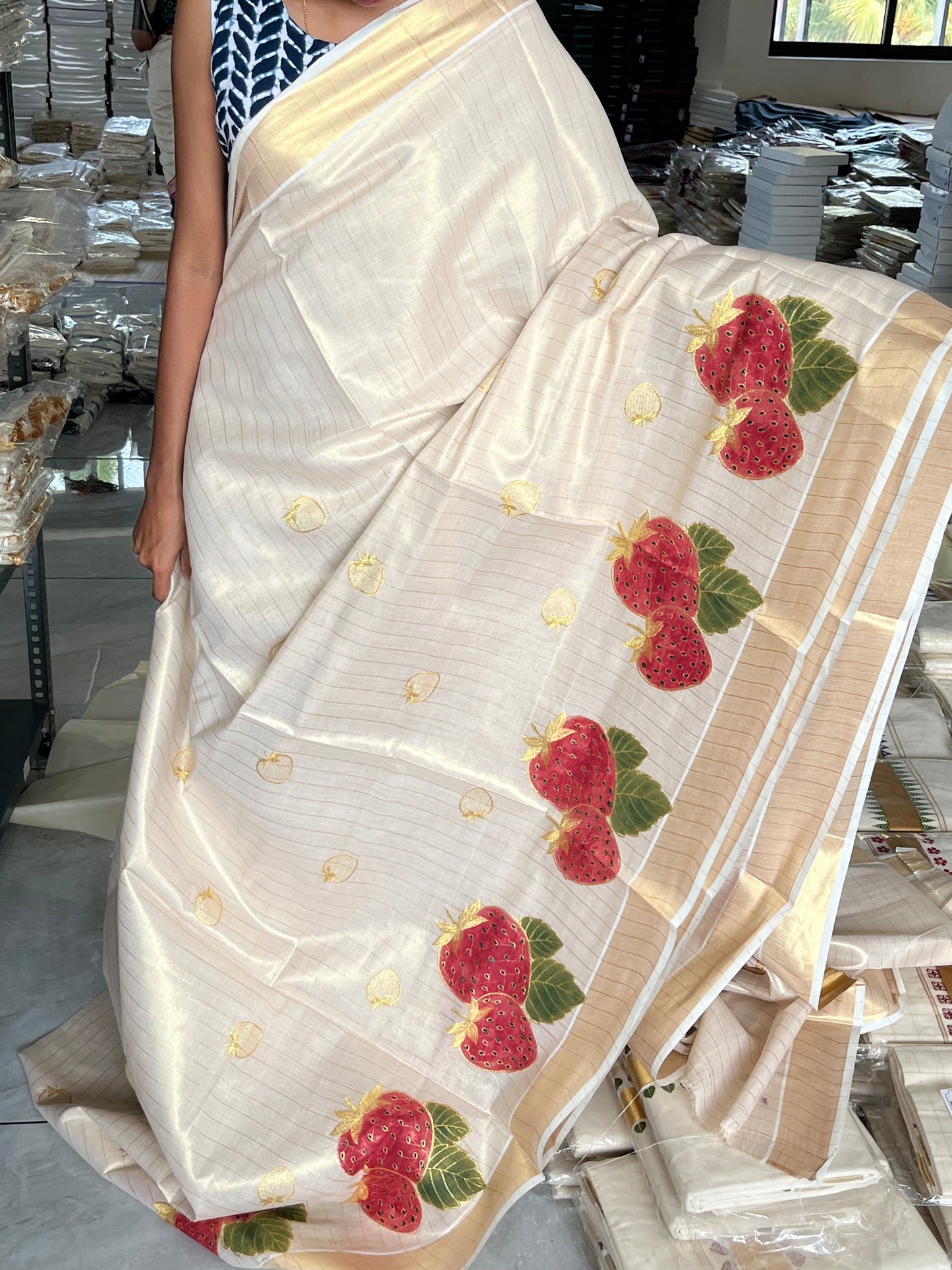 Kerala Tissue Lines Red Paint Saree SL176