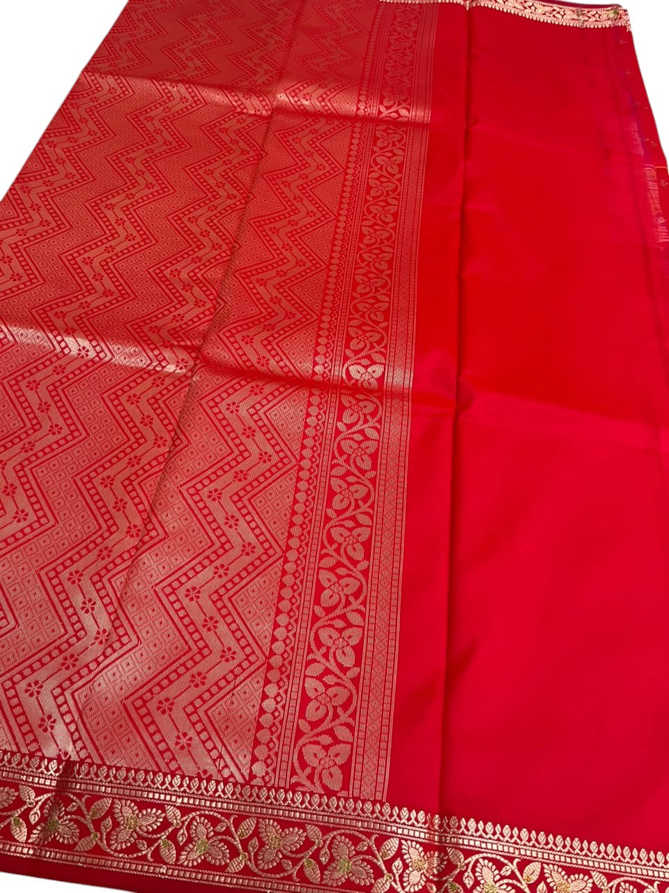 Southloom Satin Banarasi Silk Saree with Woven Work on Body and Borders In Red