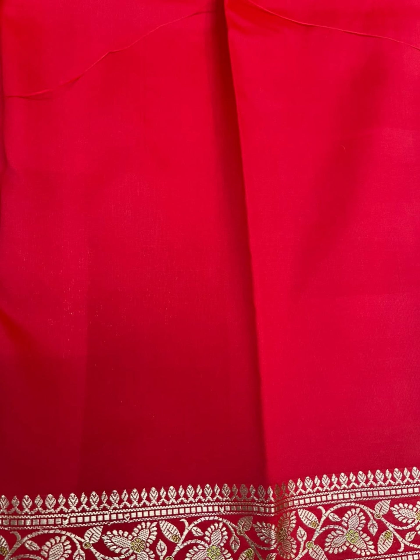 Southloom Satin Banarasi Silk Saree with Woven Work on Body and Borders In Red