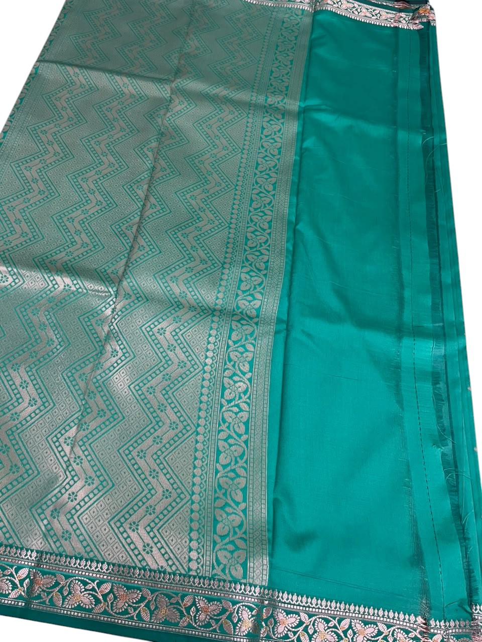 Southloom Satin Banarasi Silk Saree with Woven Work on Body and Borders In Light Green