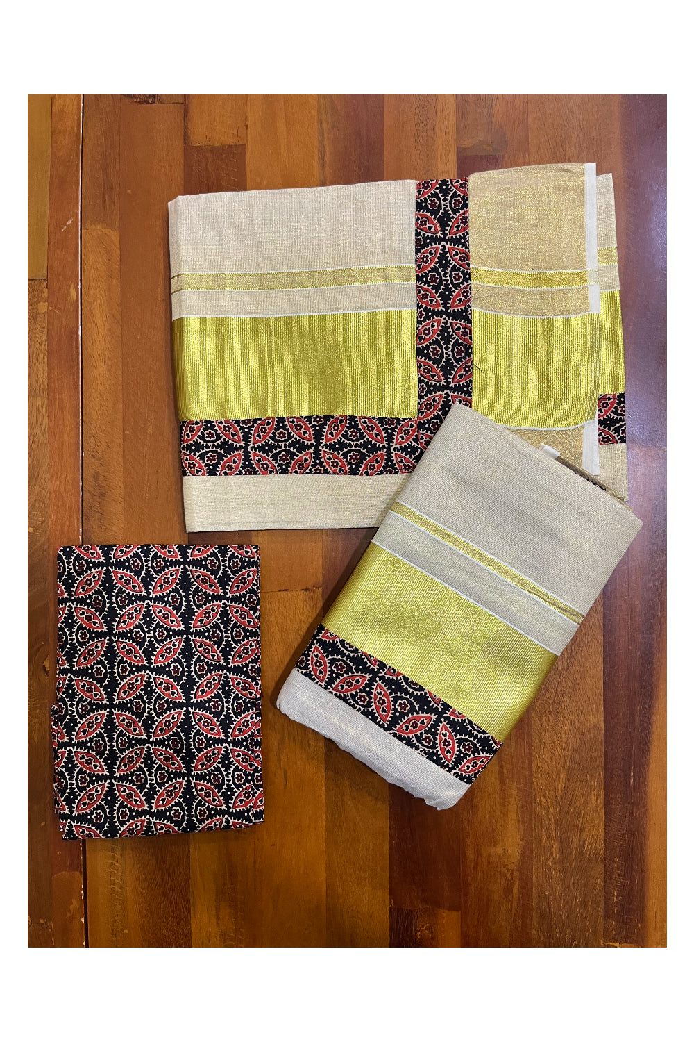 Kerala Tissue Single Set Mundu (Mundum Neriyathum) with Kalamkari Border and Matching Blouse Piece