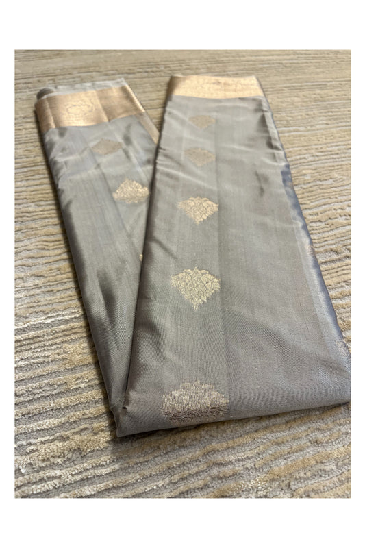 Southloom  Pastel Shade Silk Saree In Gray With Woven Zari Borders And Butta Work Across Body