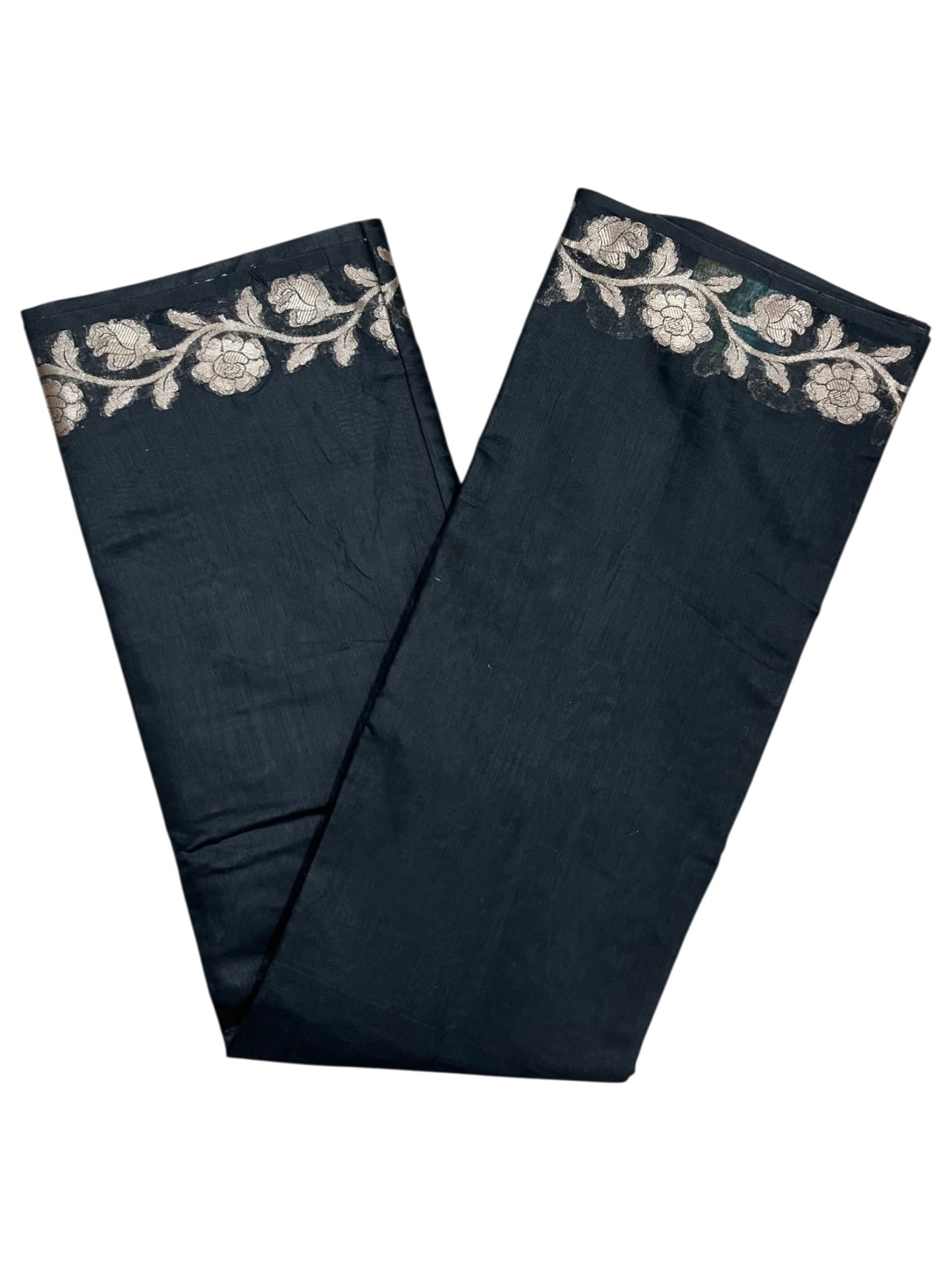 Southloom Kerala Cotton Saree with Floral Woven Works Across Body in Black