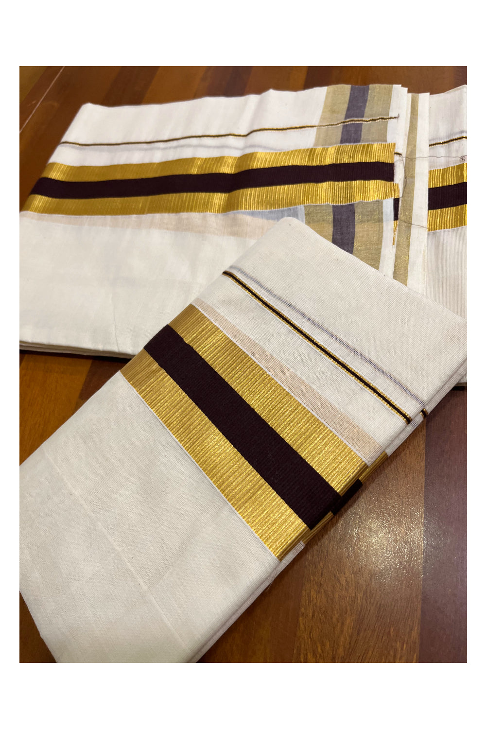 Kerala Cotton Mundum Neriyathum Single (Set Mundu) with Brown and Kasavu Border 2.80 Mtrs