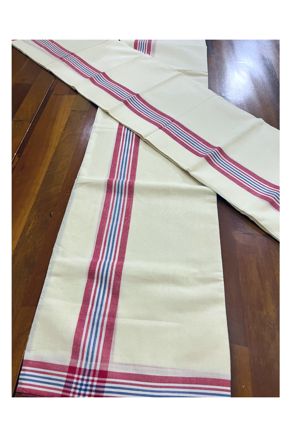 Kerala Cotton Mulloth Mundum Neriyathum Single (Set Mundu) with Red Blue Border (Extra Soft Cotton) 2.80 Mtrs