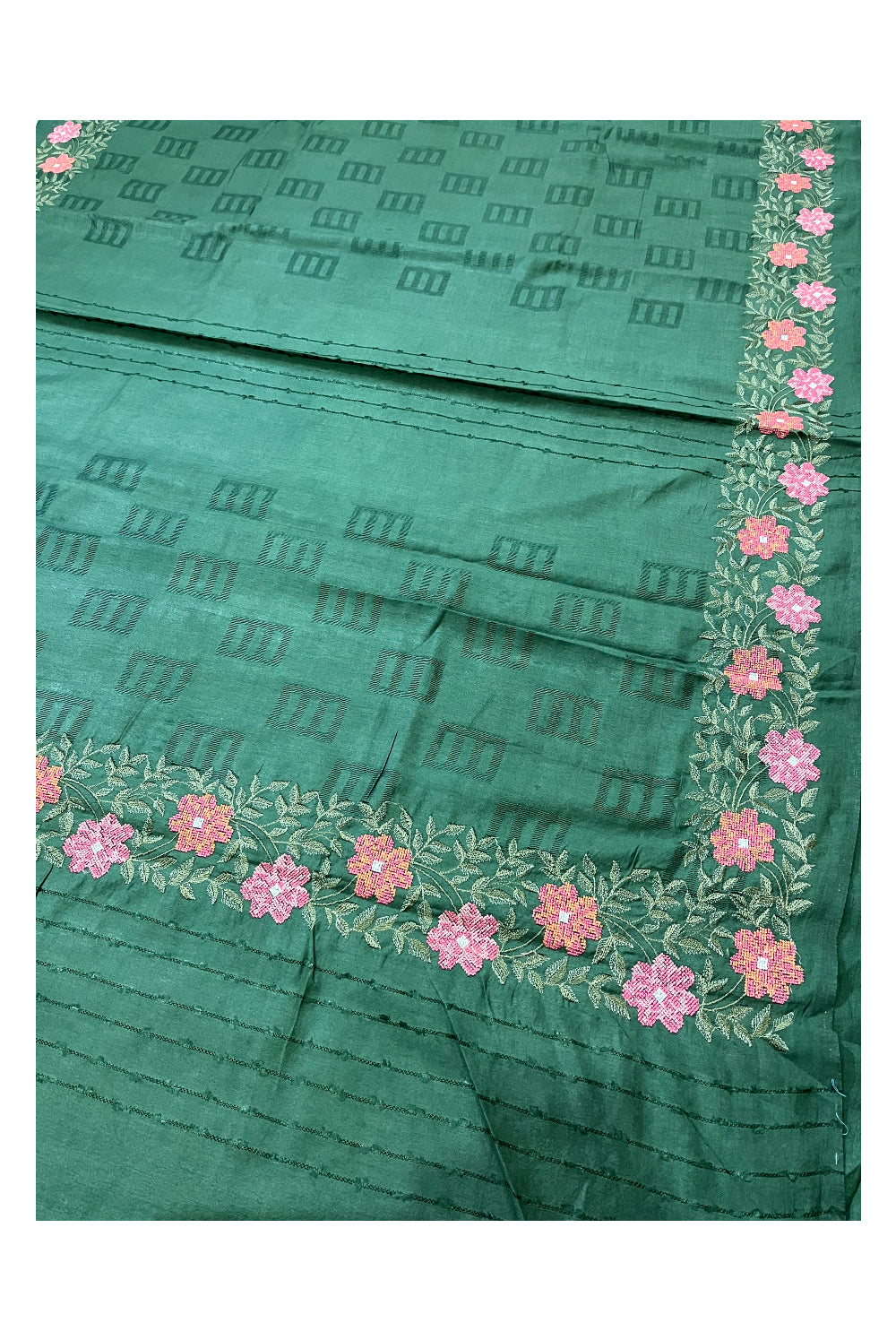 Southloom Semi Cotton Green Saree with Floral Embroidery Works on Border