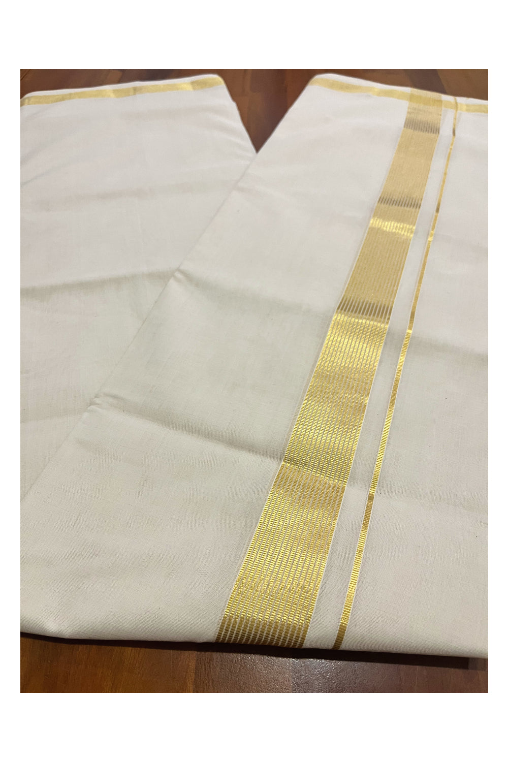 Southloom Premium Balaramapuram Unakkupaavu Handloom Kasavu Mundu (South Indian Kerala Dhoti)