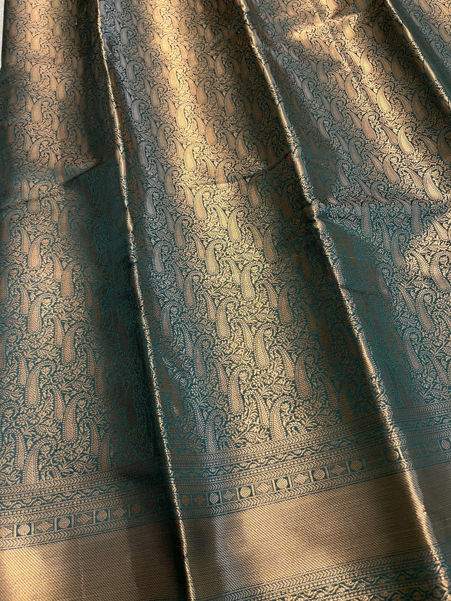 Southloom Premium Semi Silk Zari Work Brocade Saree in Bridal Green with Matching Pallu