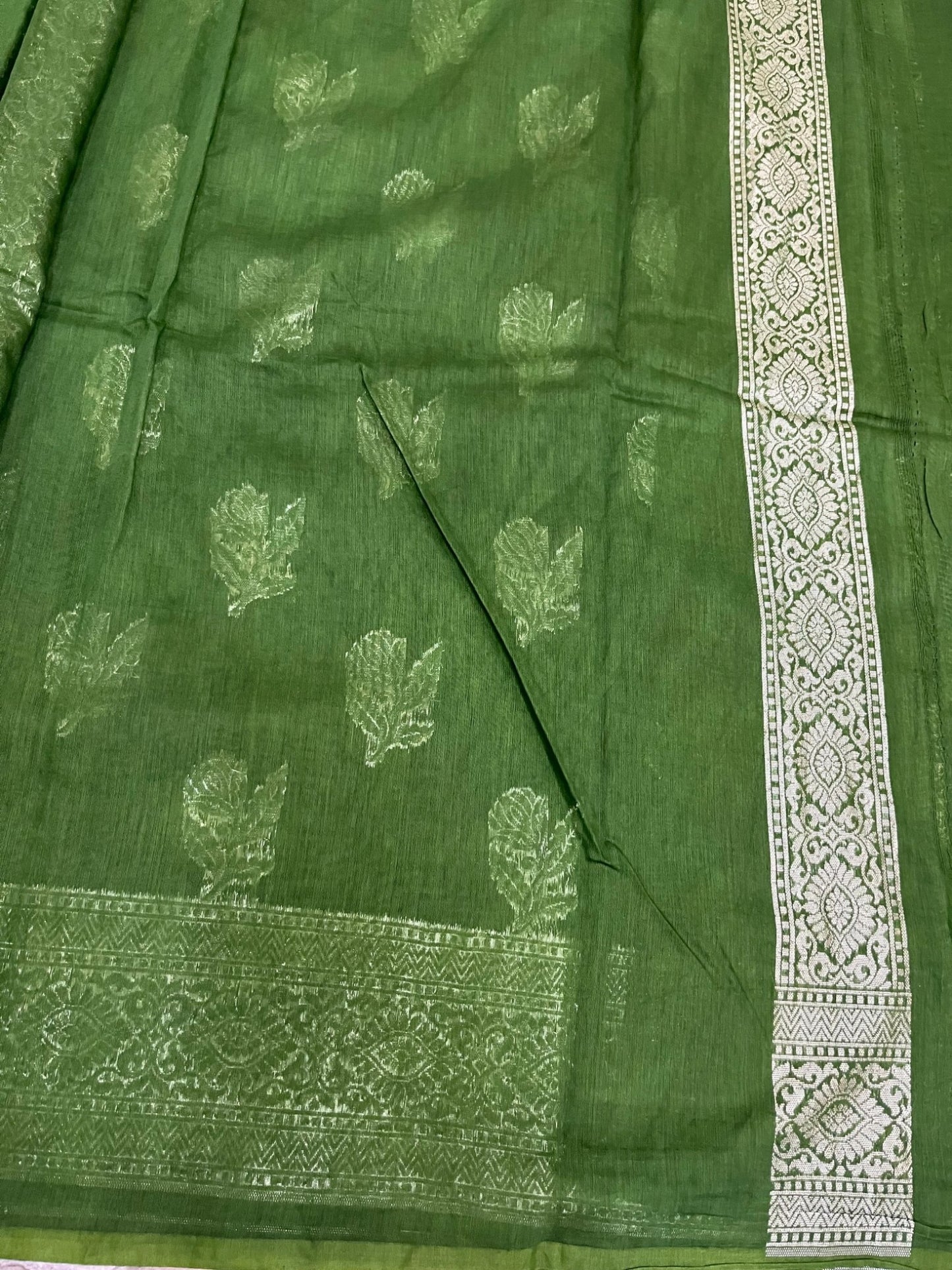Southloom Cotton Banarasi Silk Saree with Woven Work on Body and Borders (Green )