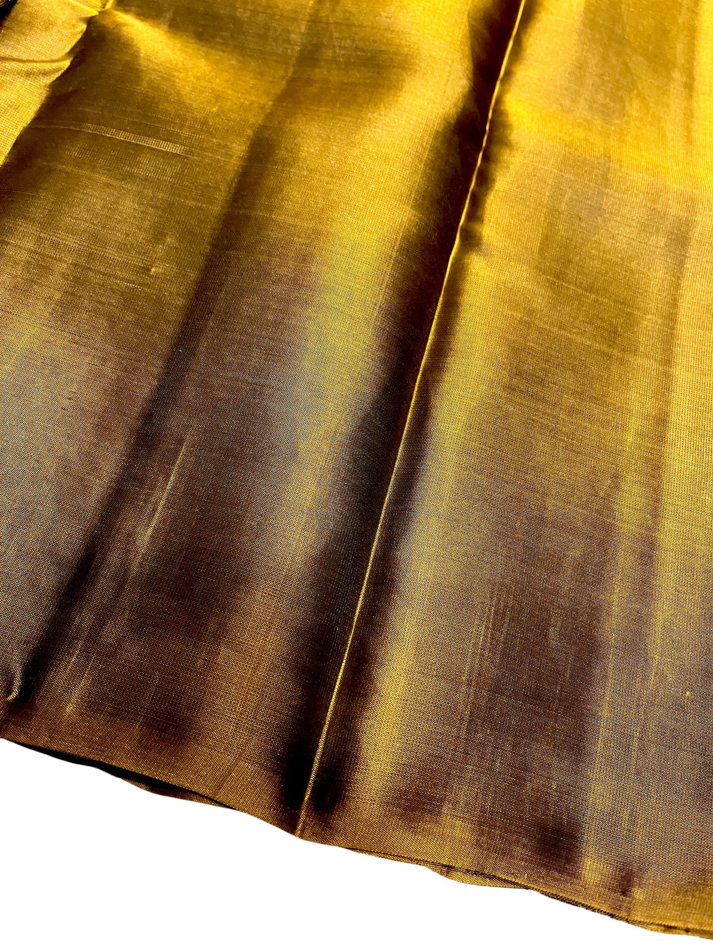 Southloom Pure Handloom Kanchipuram Silk Saree with Butta Work (Green & Golden)